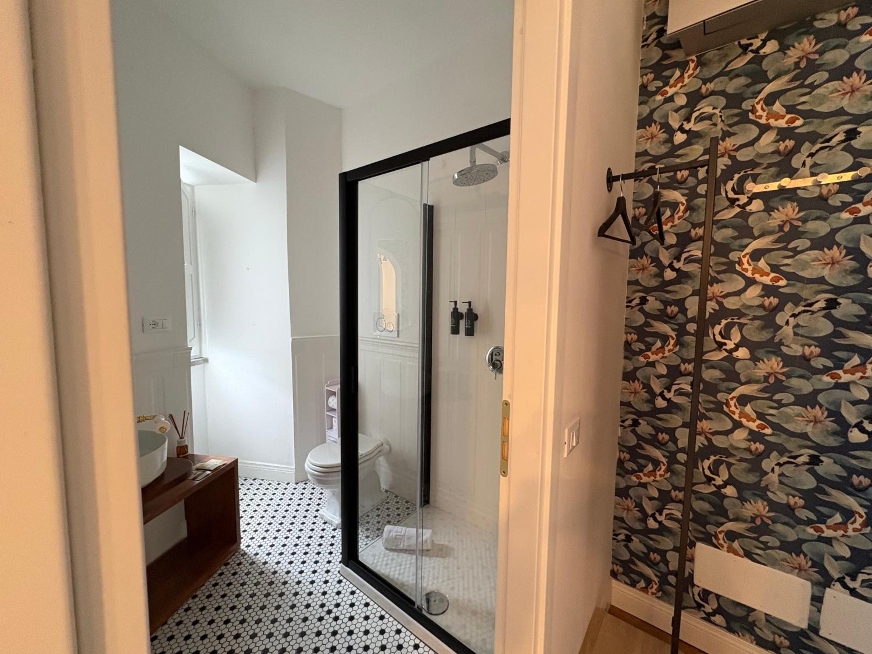 Double Room with Private Bathroom photo 2