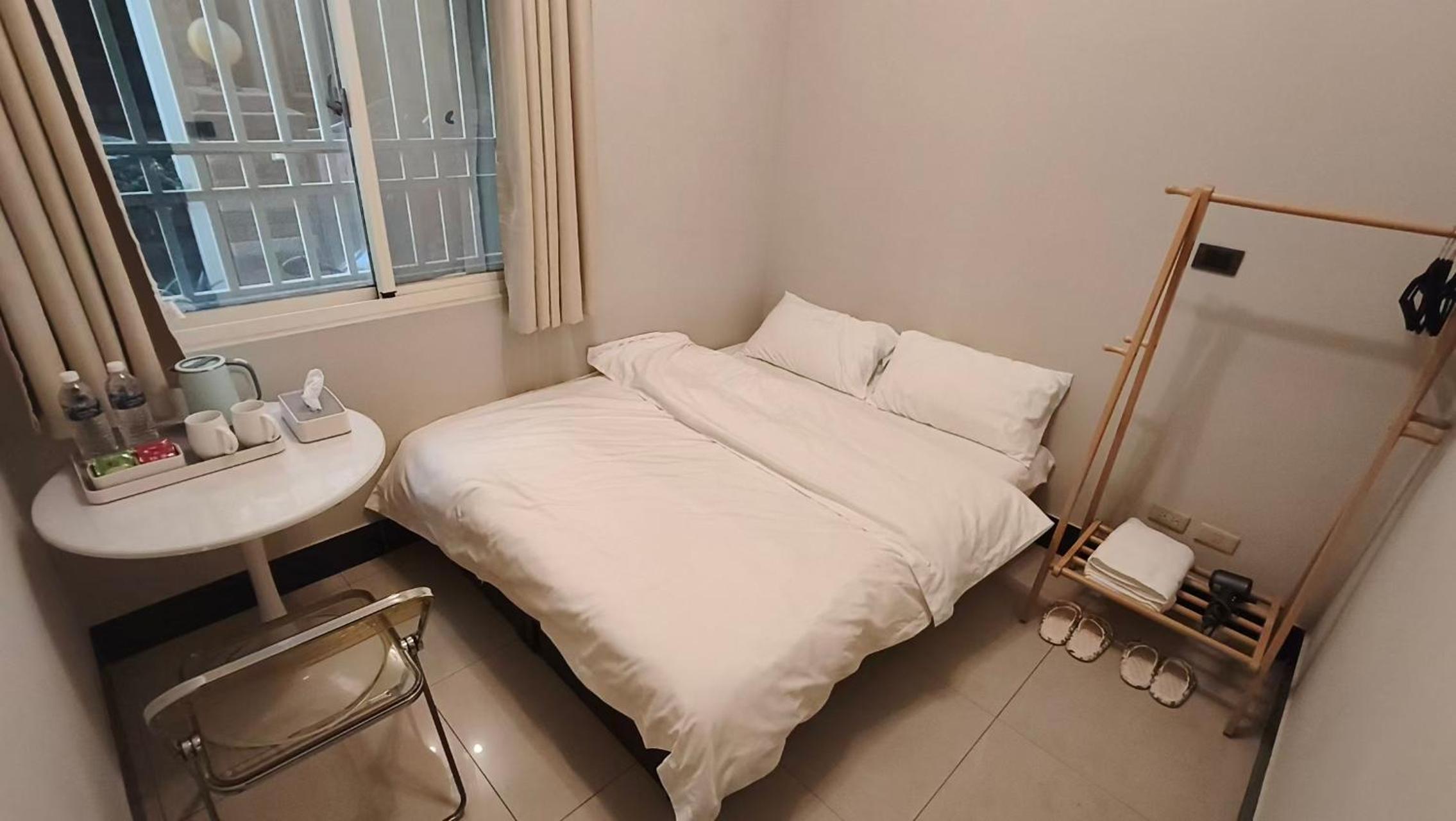Small Double Room photo 1