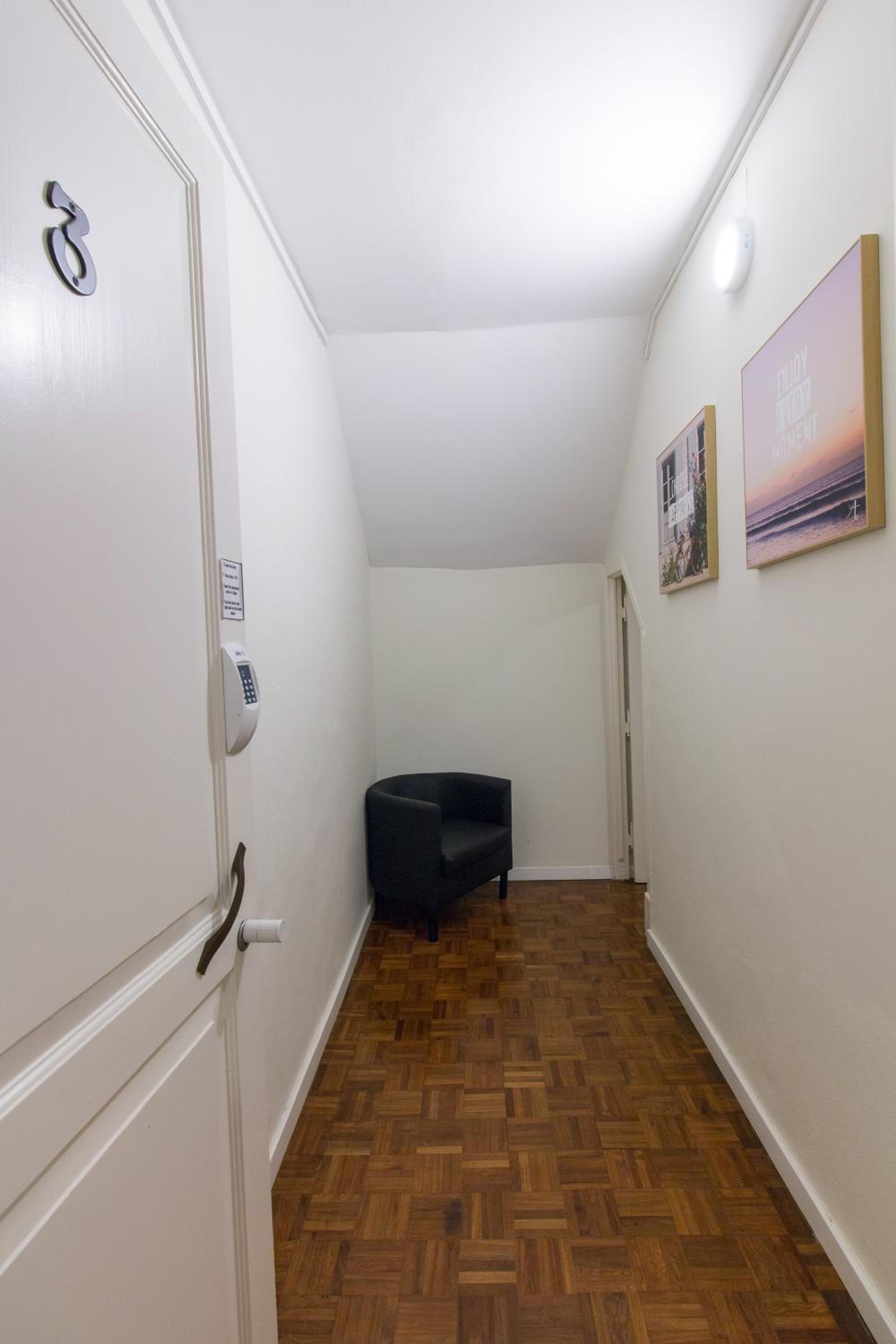 Double Room - Photo 4