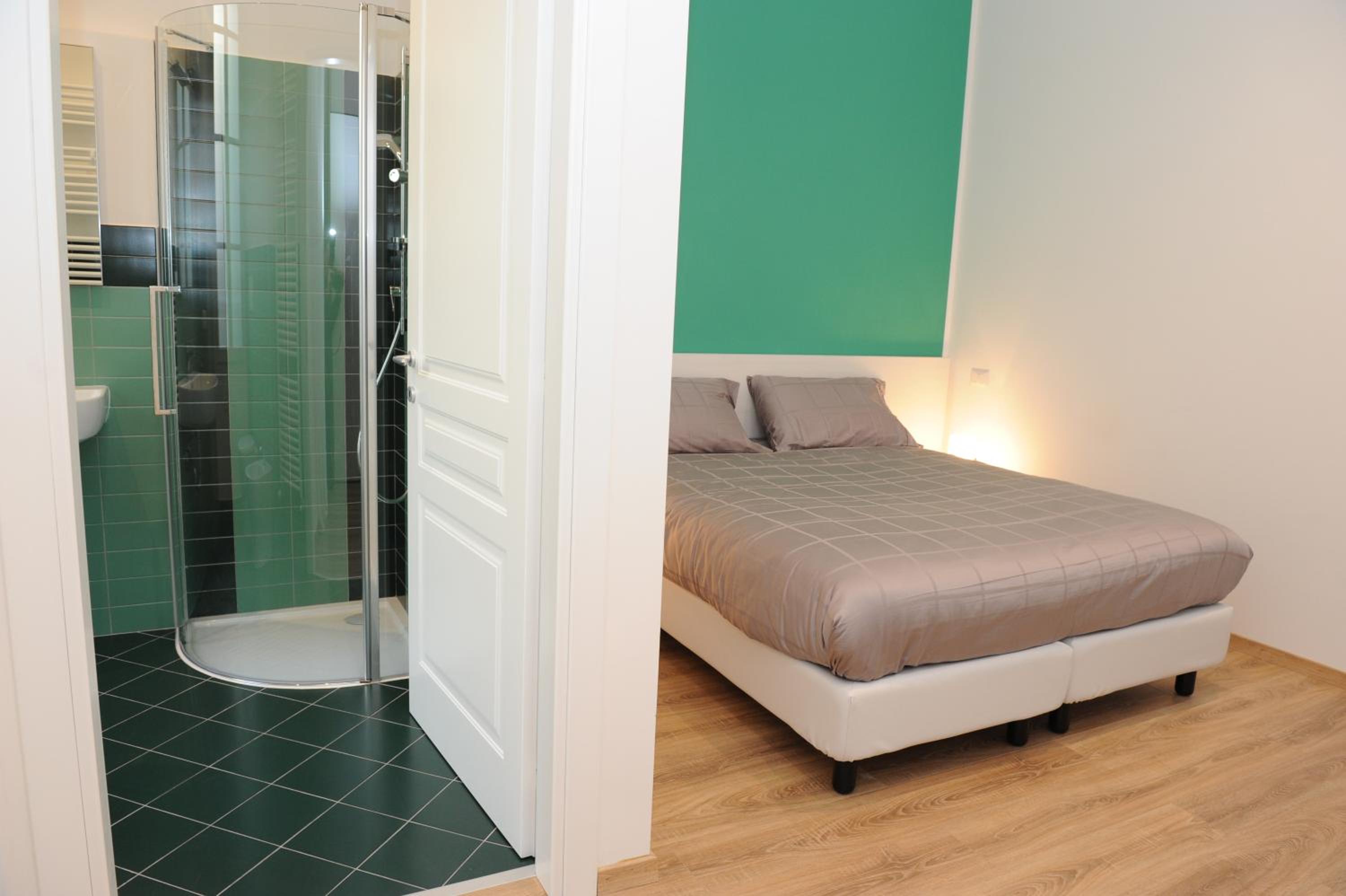 Standard Double or Twin Room - Photo 4