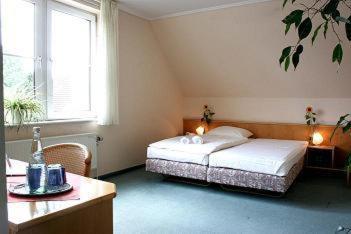 Double Room - Photo 6