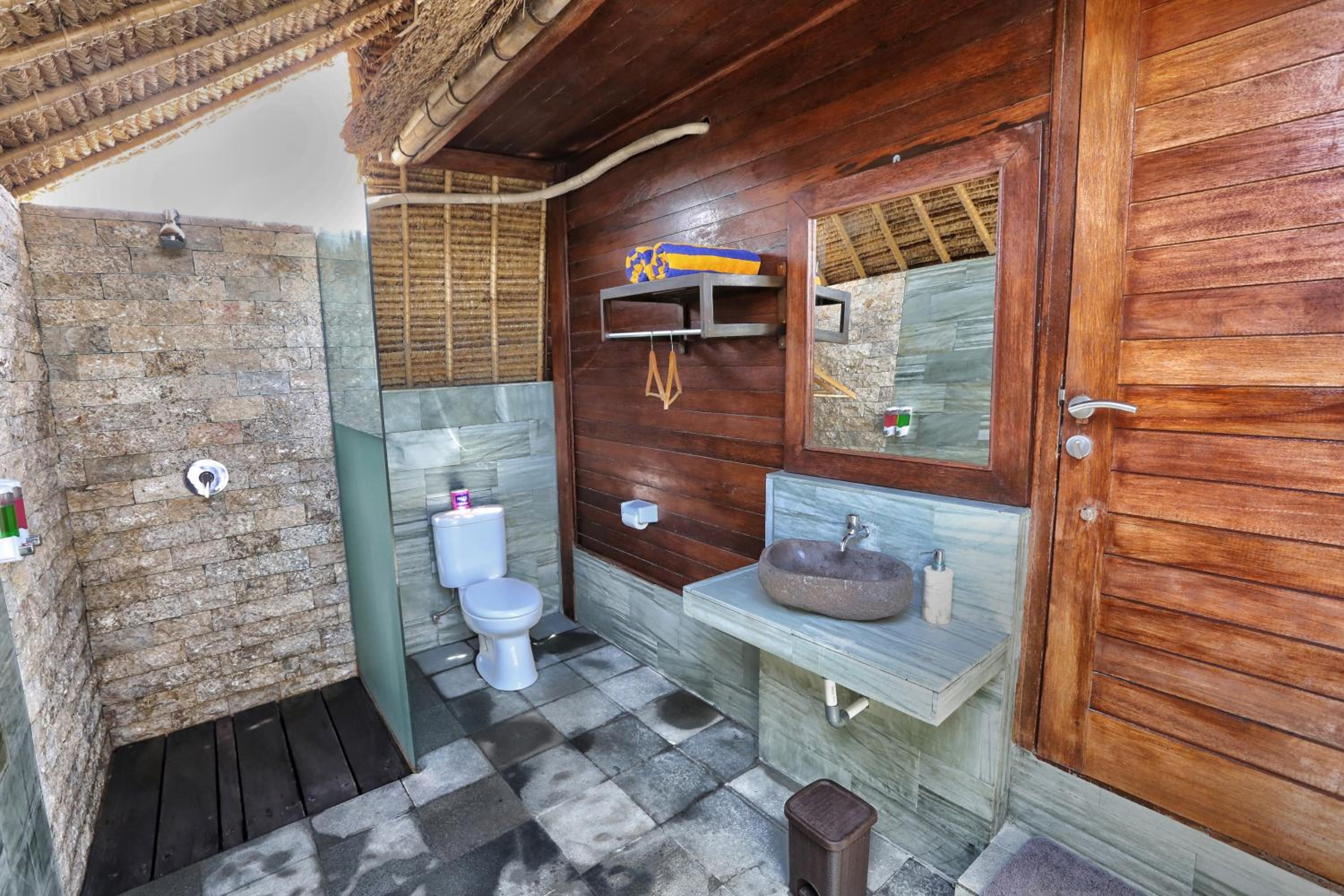 Deluxe Bungalow with Garden View - Photo 39