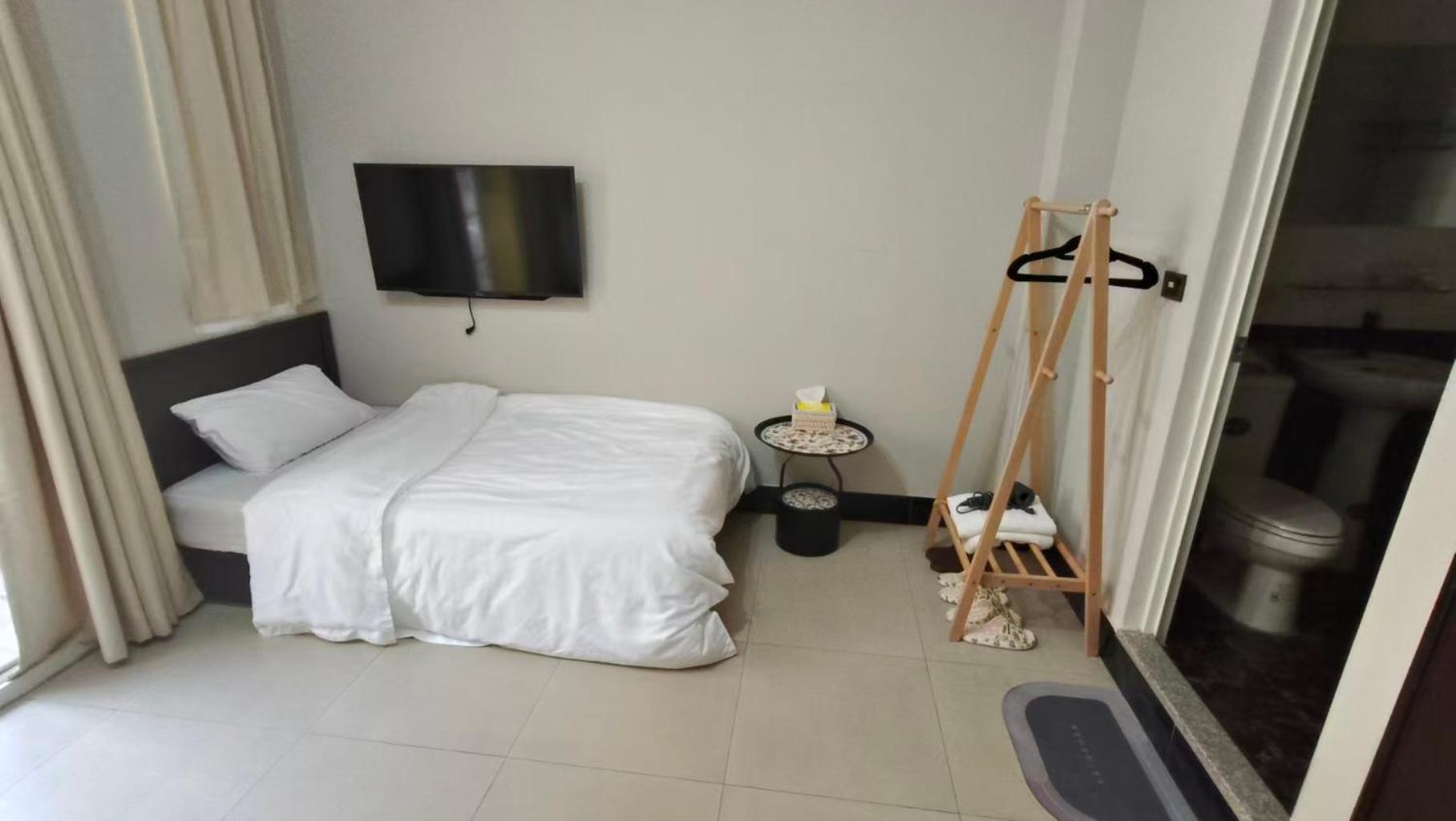Twin Room with Balcony photo 1