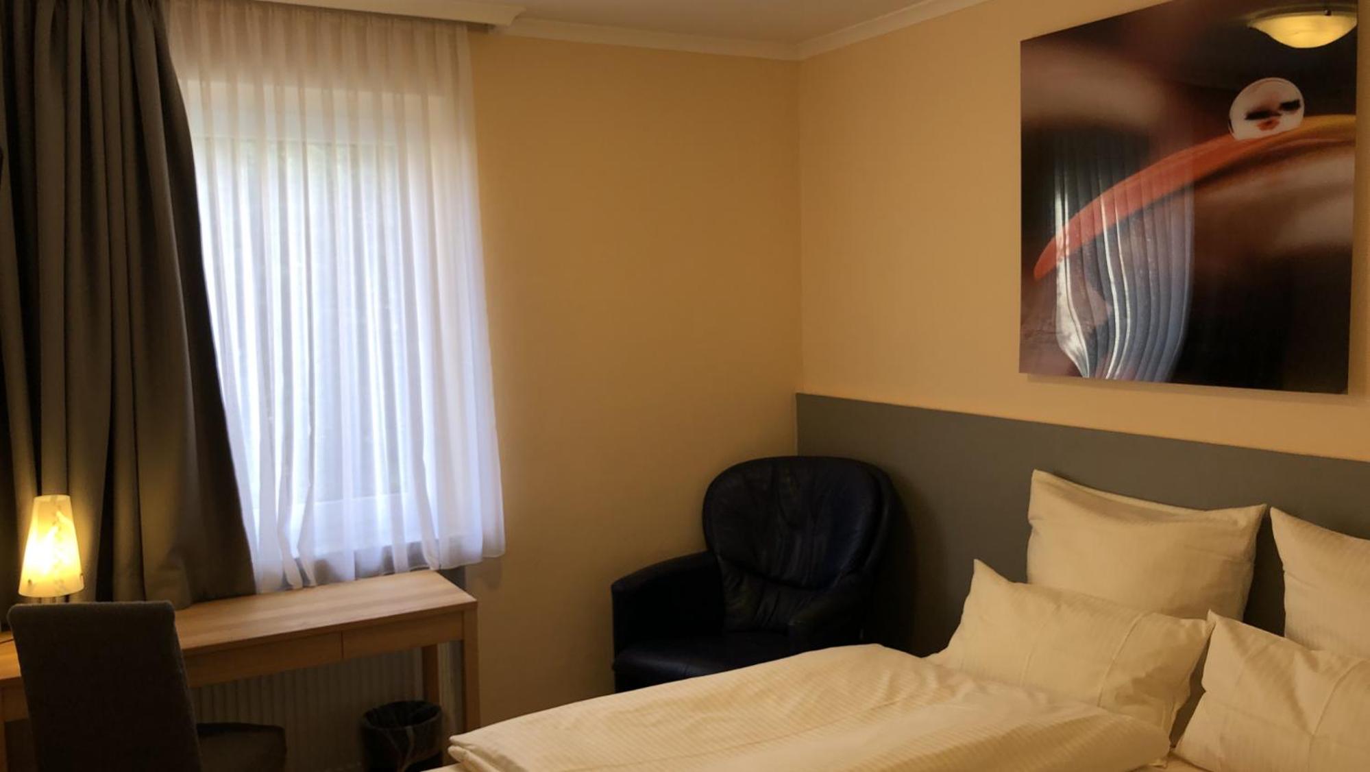 Budget Double Room photo 1