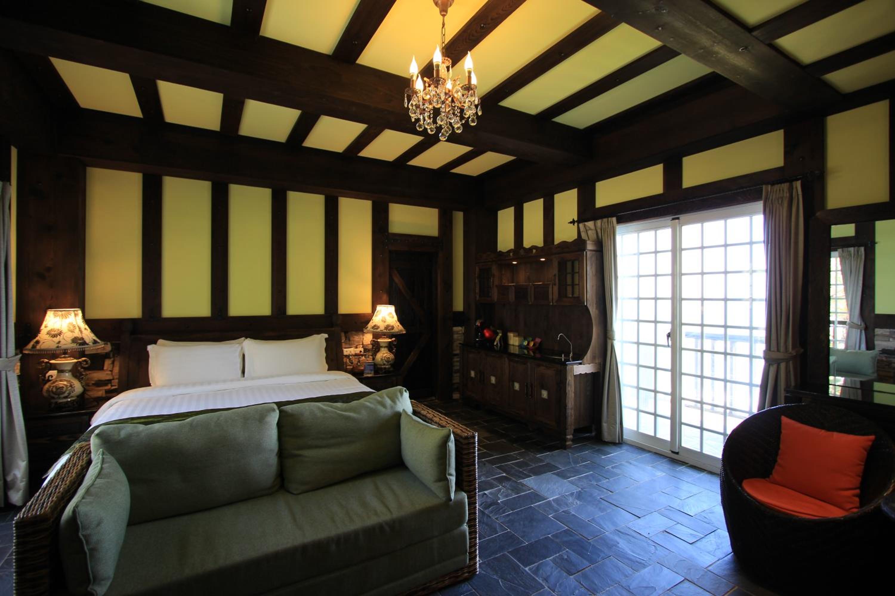 Deluxe Double Room photo 2