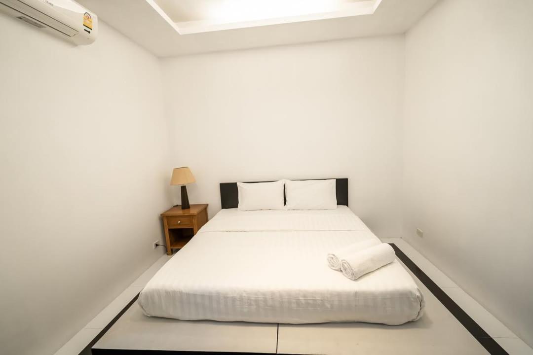 Budget Double Room - Photo 1