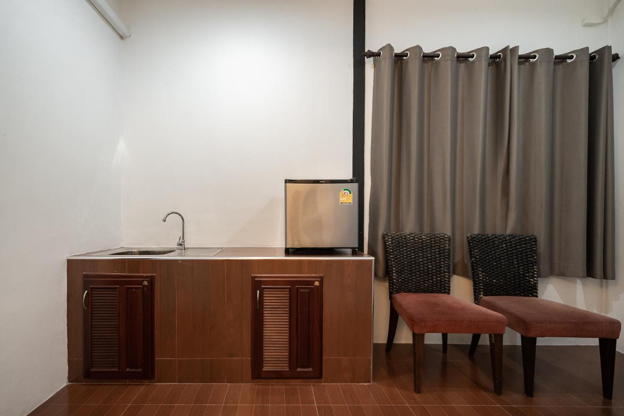Budget Double Room - Photo 4
