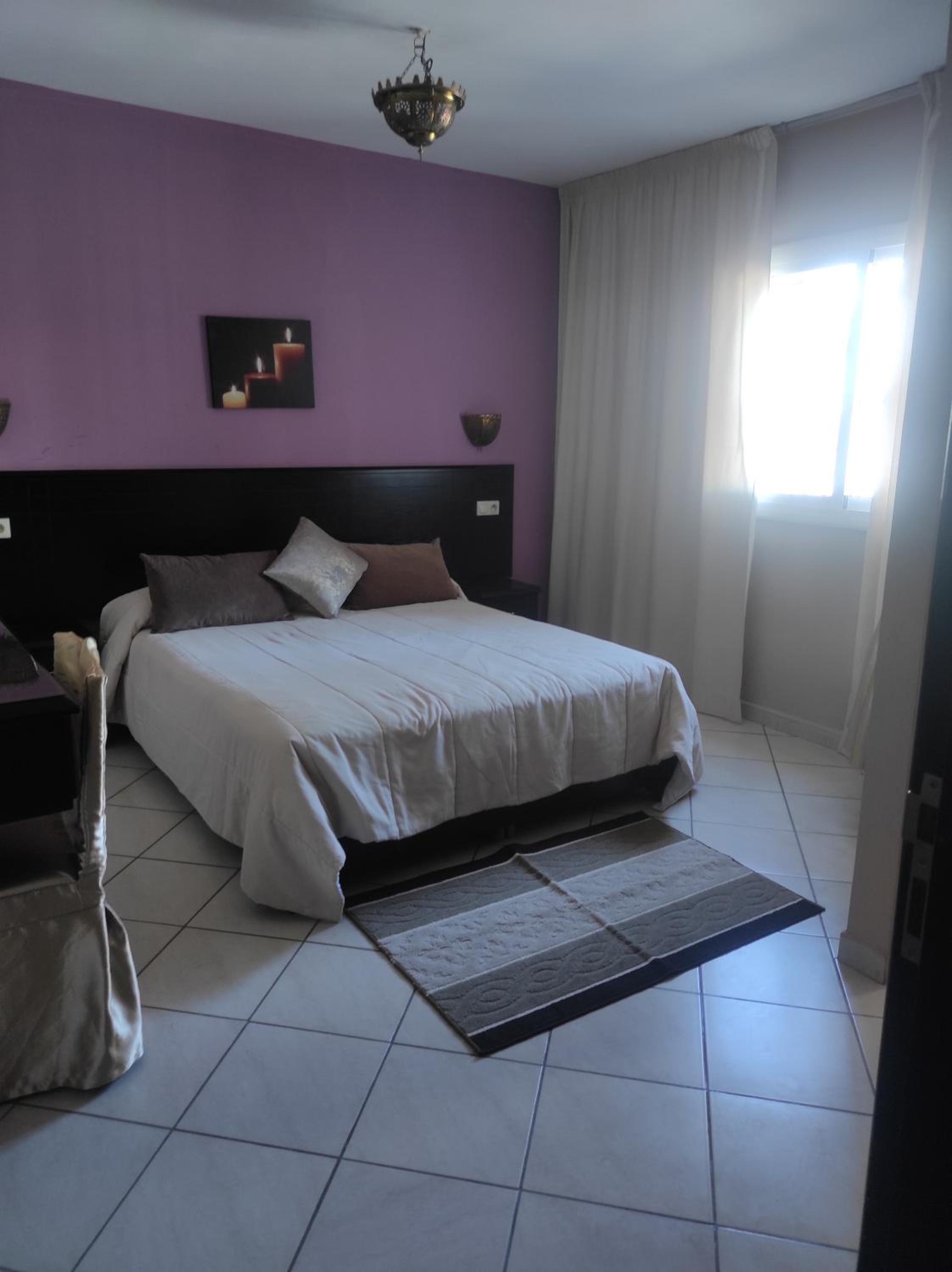 Deluxe Double Room with Shower photo 2