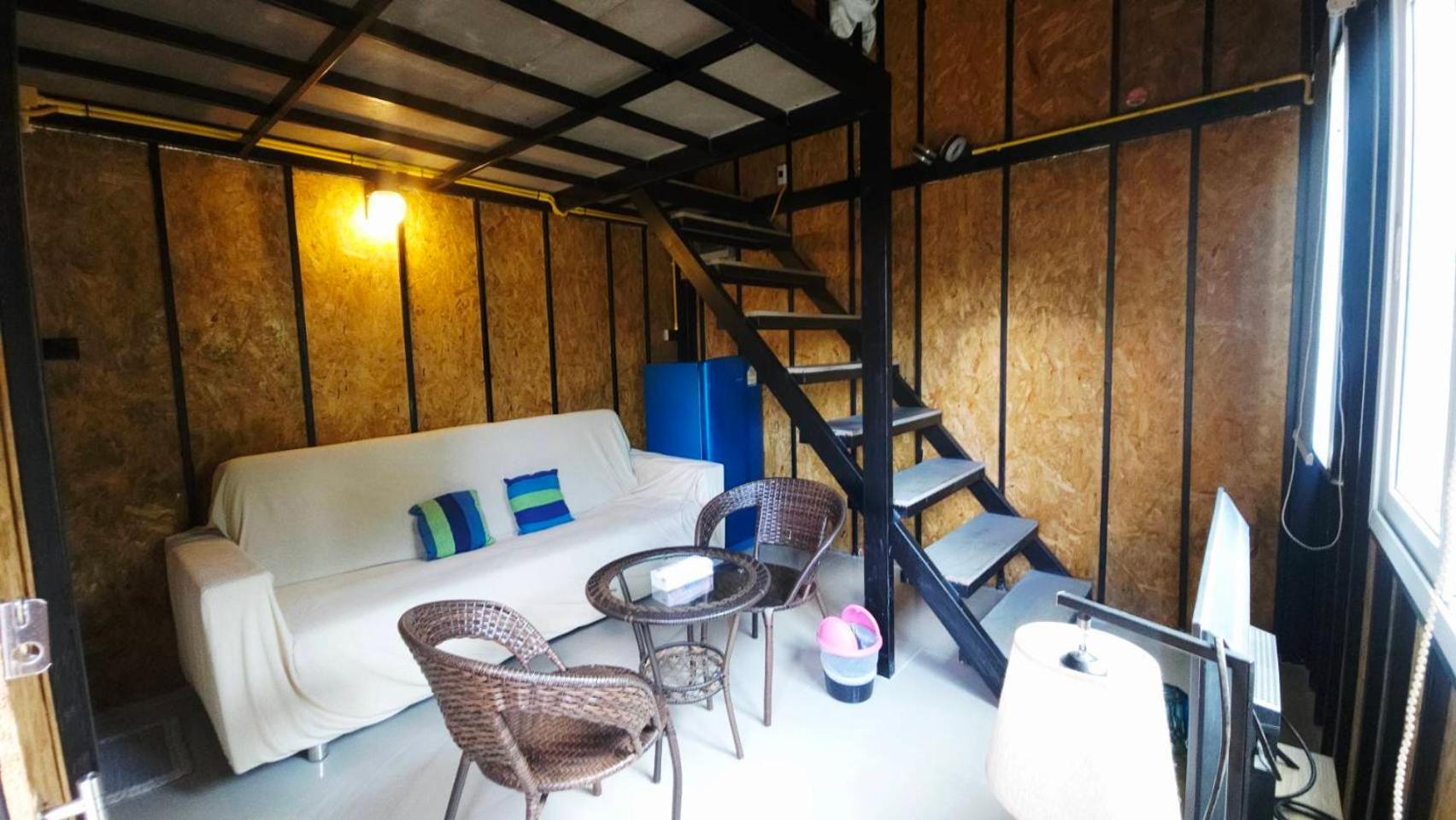 Deluxe Room (2 Adults + 1 Child) photo 2