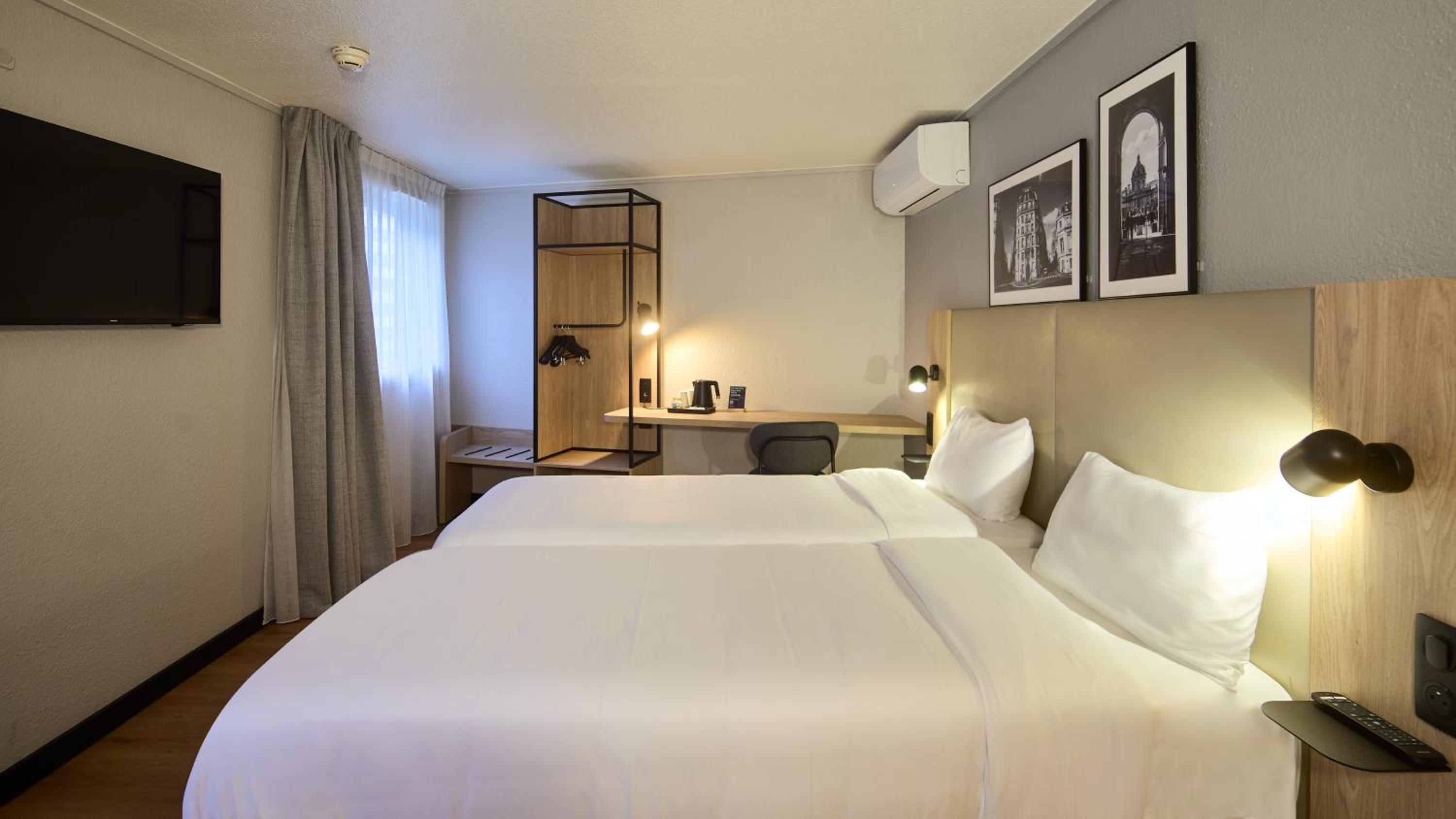 Standard Twin Room with Sofa Bed