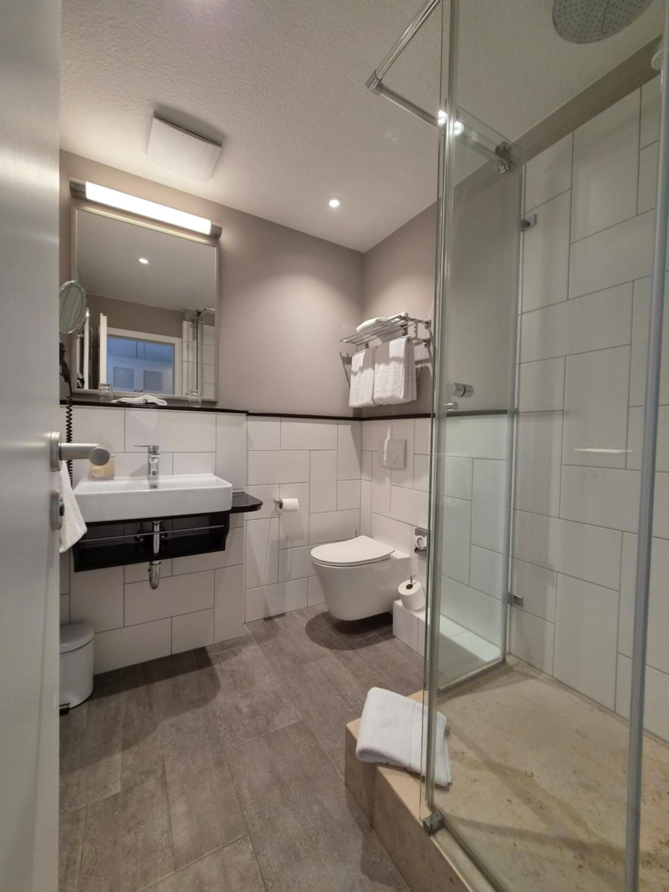 Budget Double Room photo 1