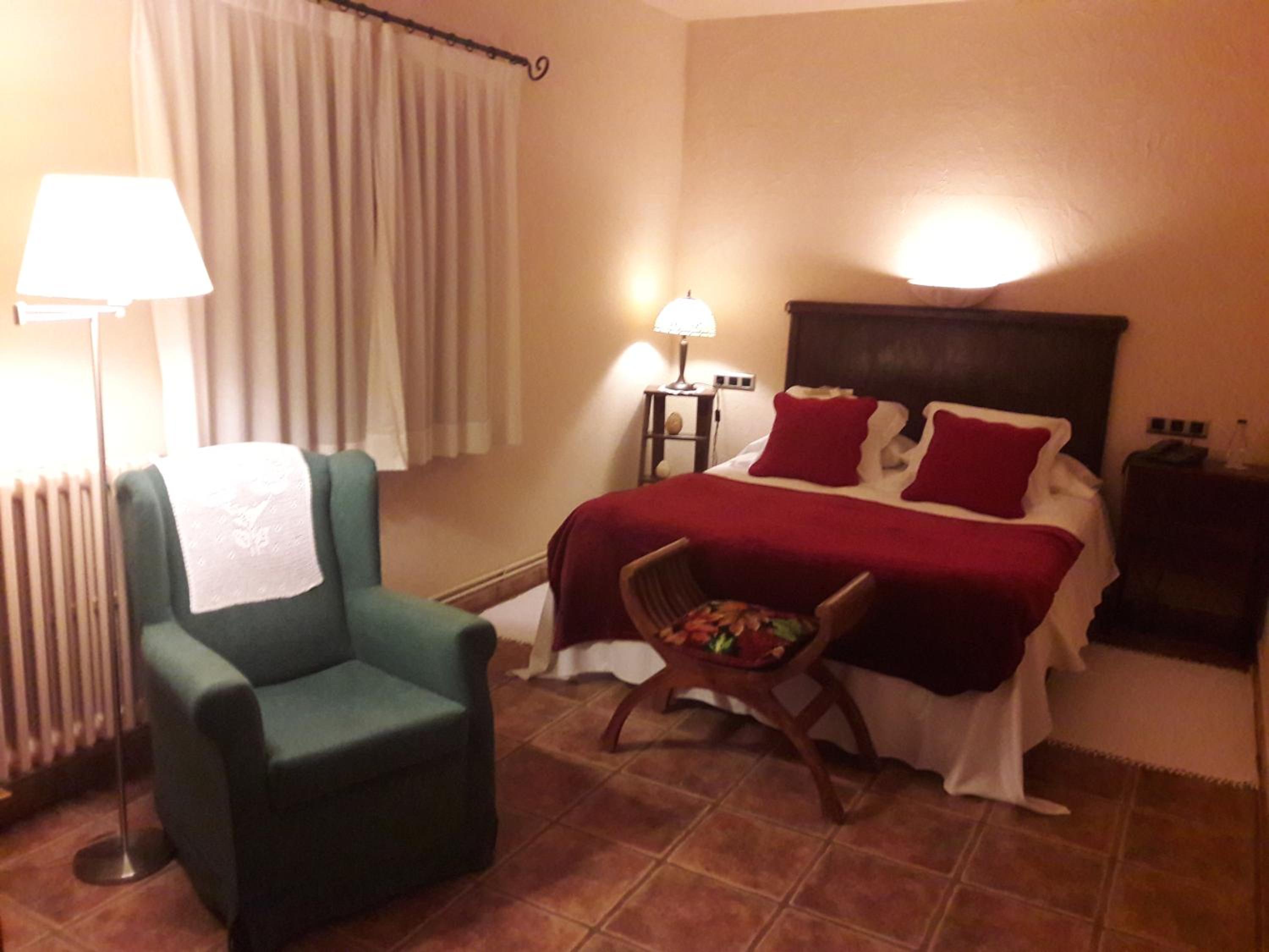 Habitación Doble o con Dos Camas Habitación Doble o con Dos Camas