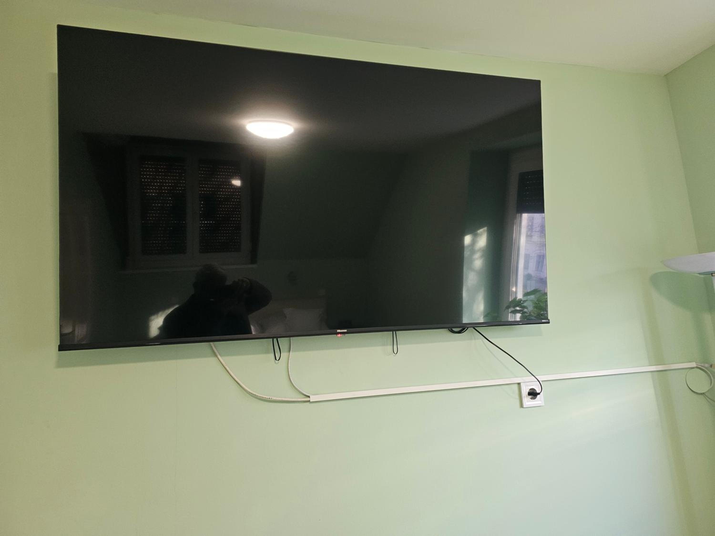 Standard Family Room photo 1