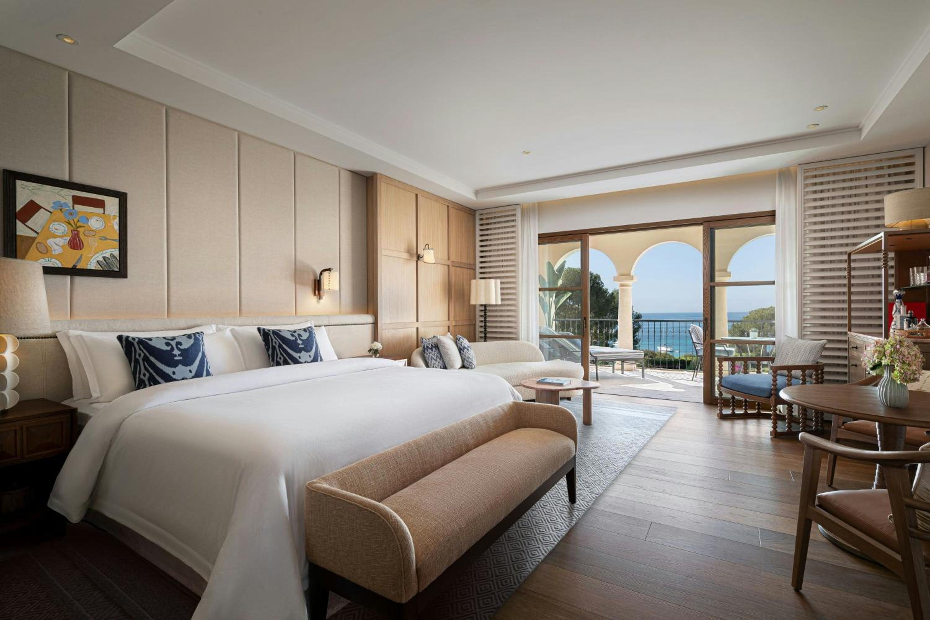 Grand Junior King Suite with Seafront View in Main Building