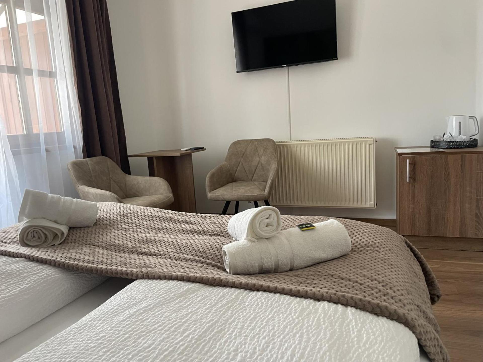 Double Room with Balcony photo 3