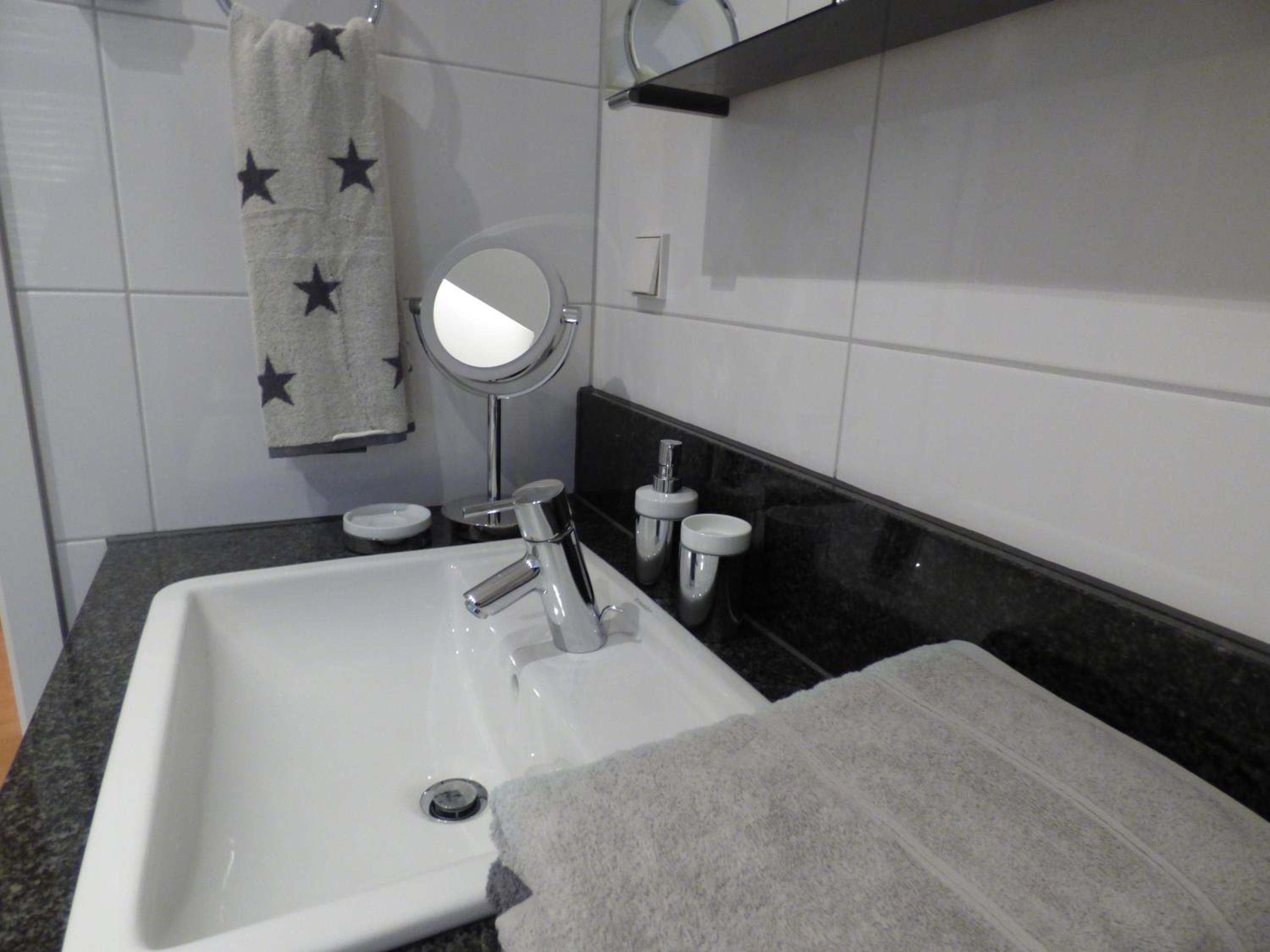 Deluxe Apartment photo 3