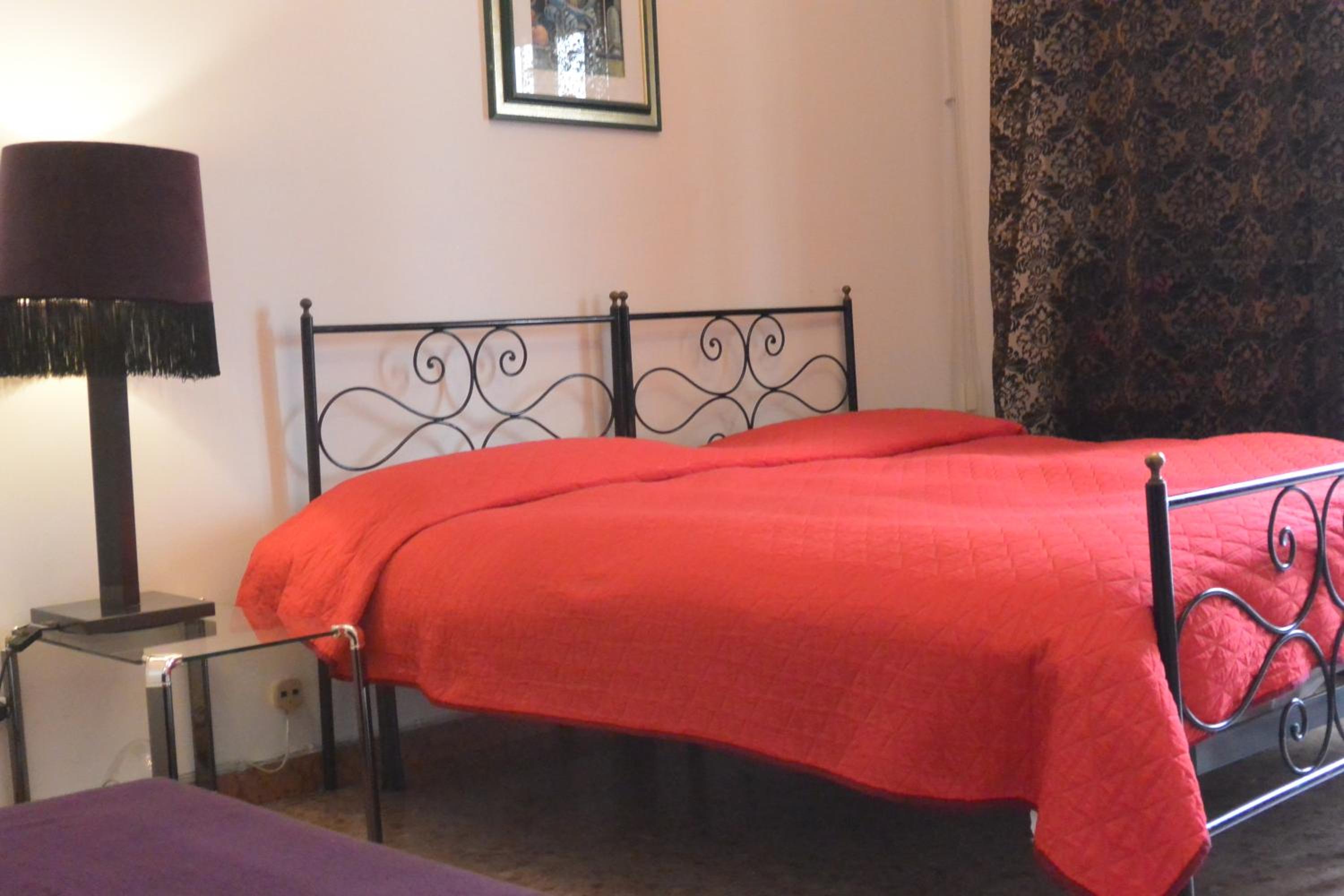 Double Room with Shared Bathroom