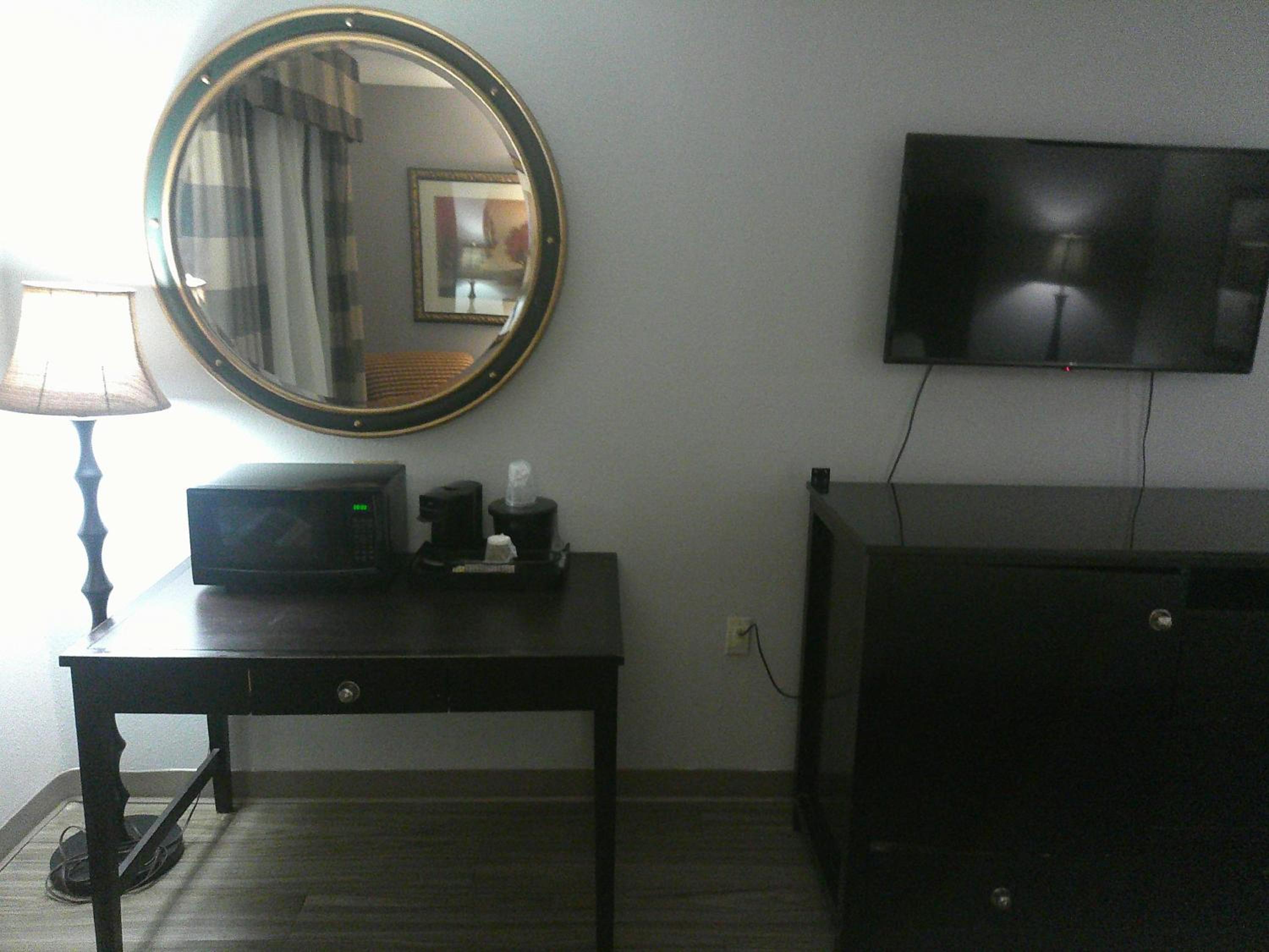 - Superior King Room Smoke Free - Photo 13