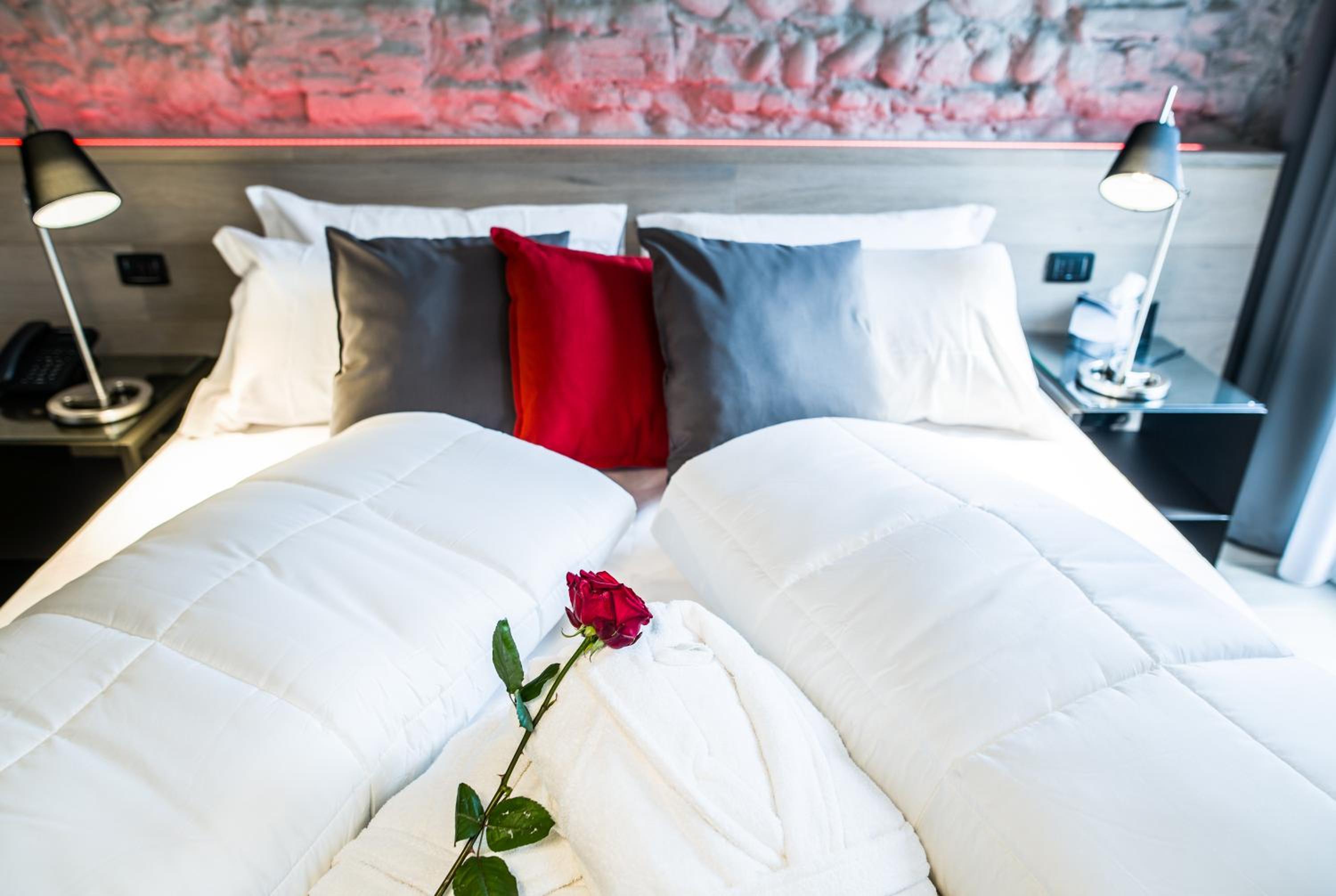 Superior Queen Room with Spa Access photo 3
