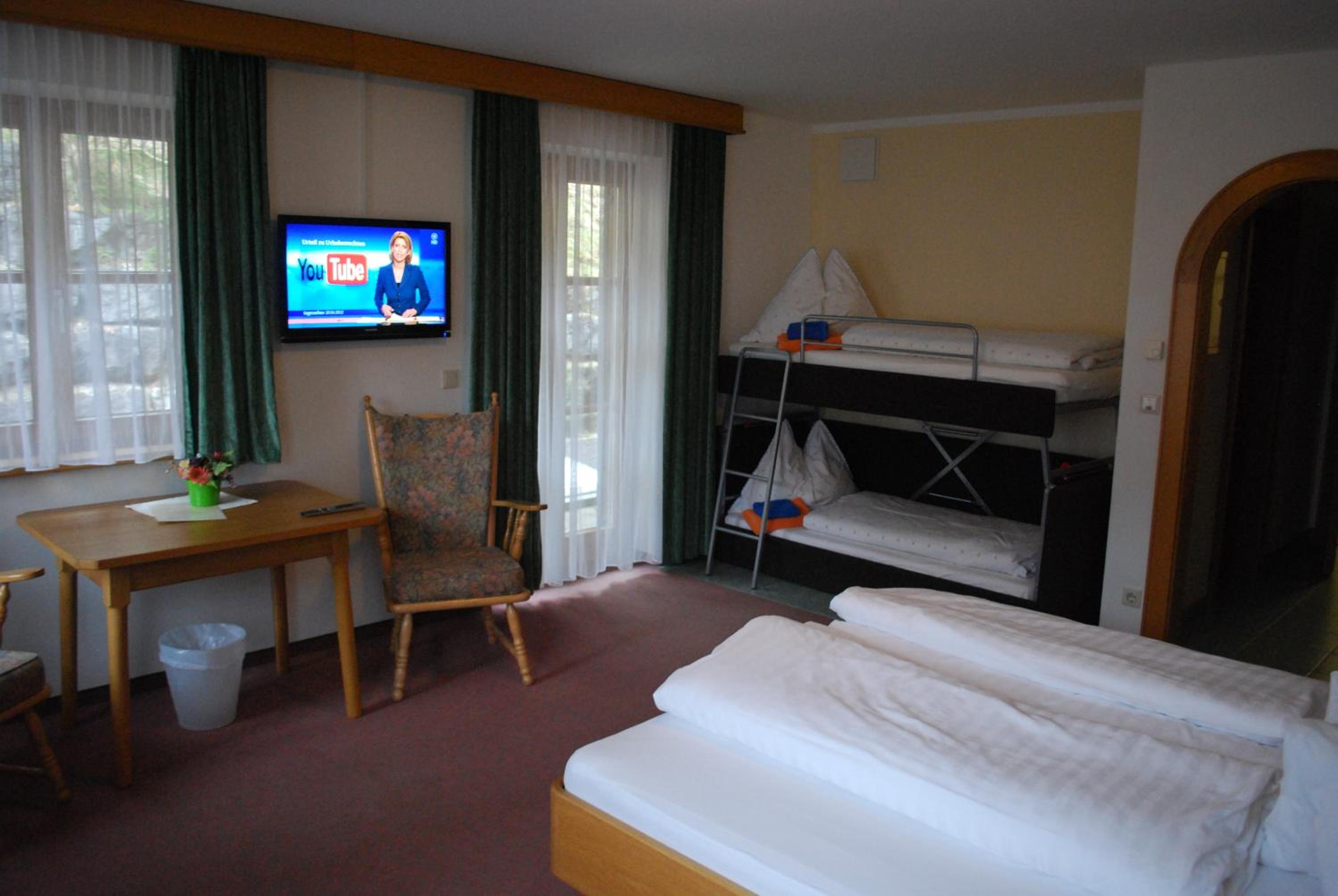 Quadruple Room photo 1