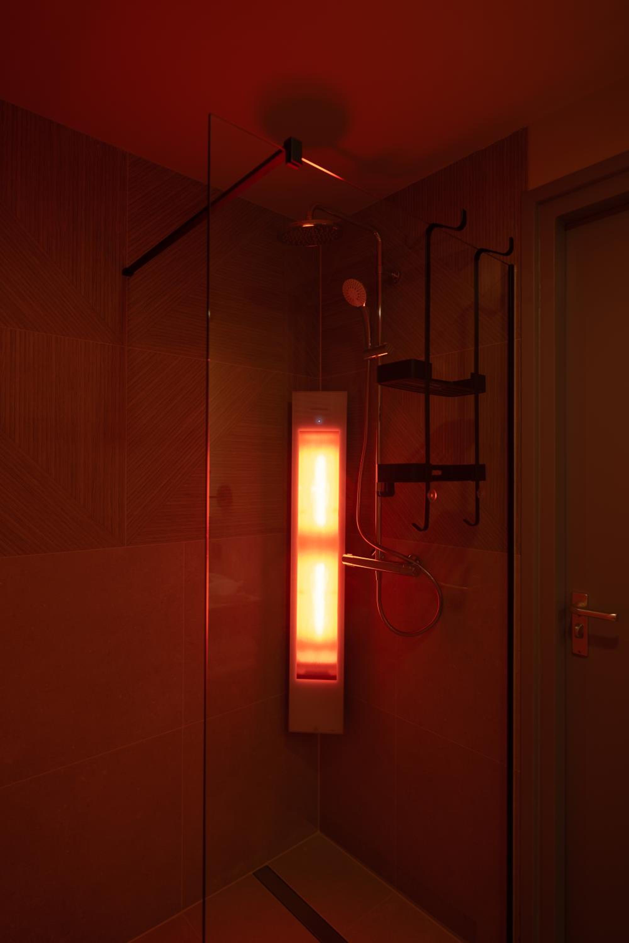 Double Room with Spa Bath photo 3