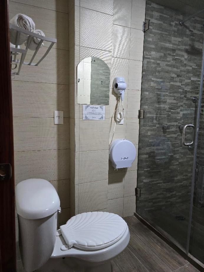 Double or Twin Room photo 3