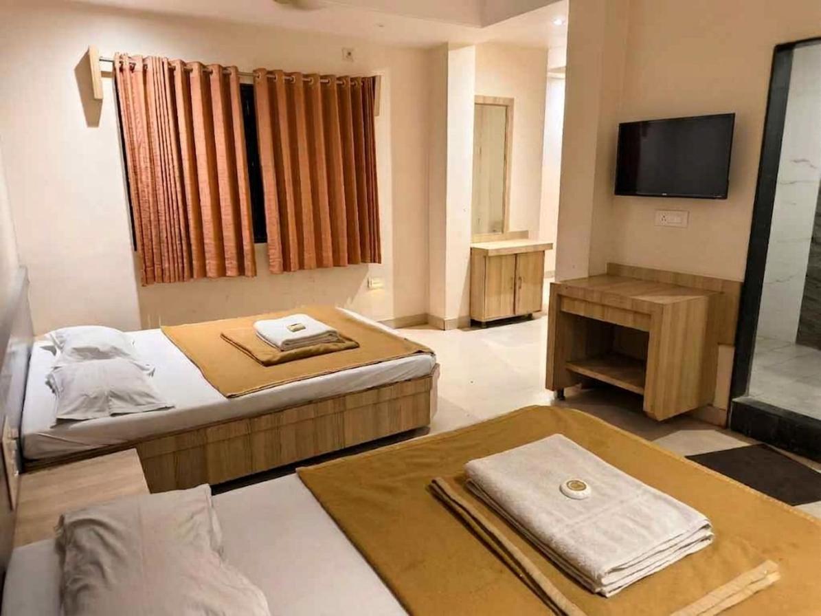 Standard Family Room - Photo 1