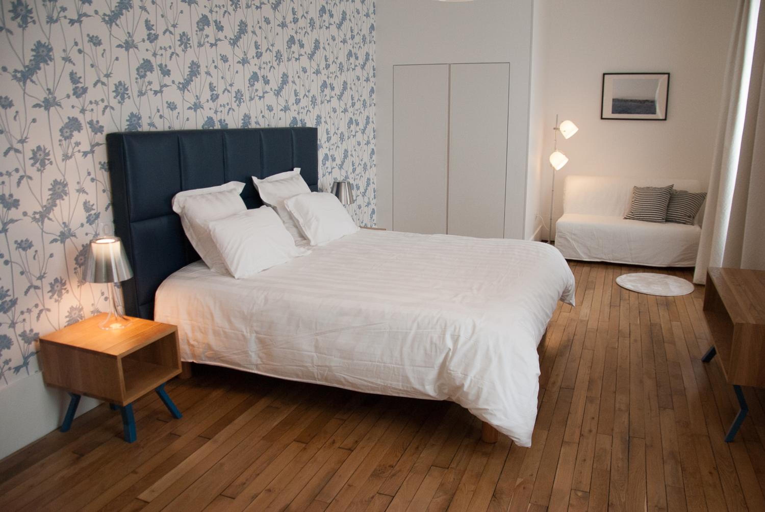 Double or Twin Room with Private Bathroom