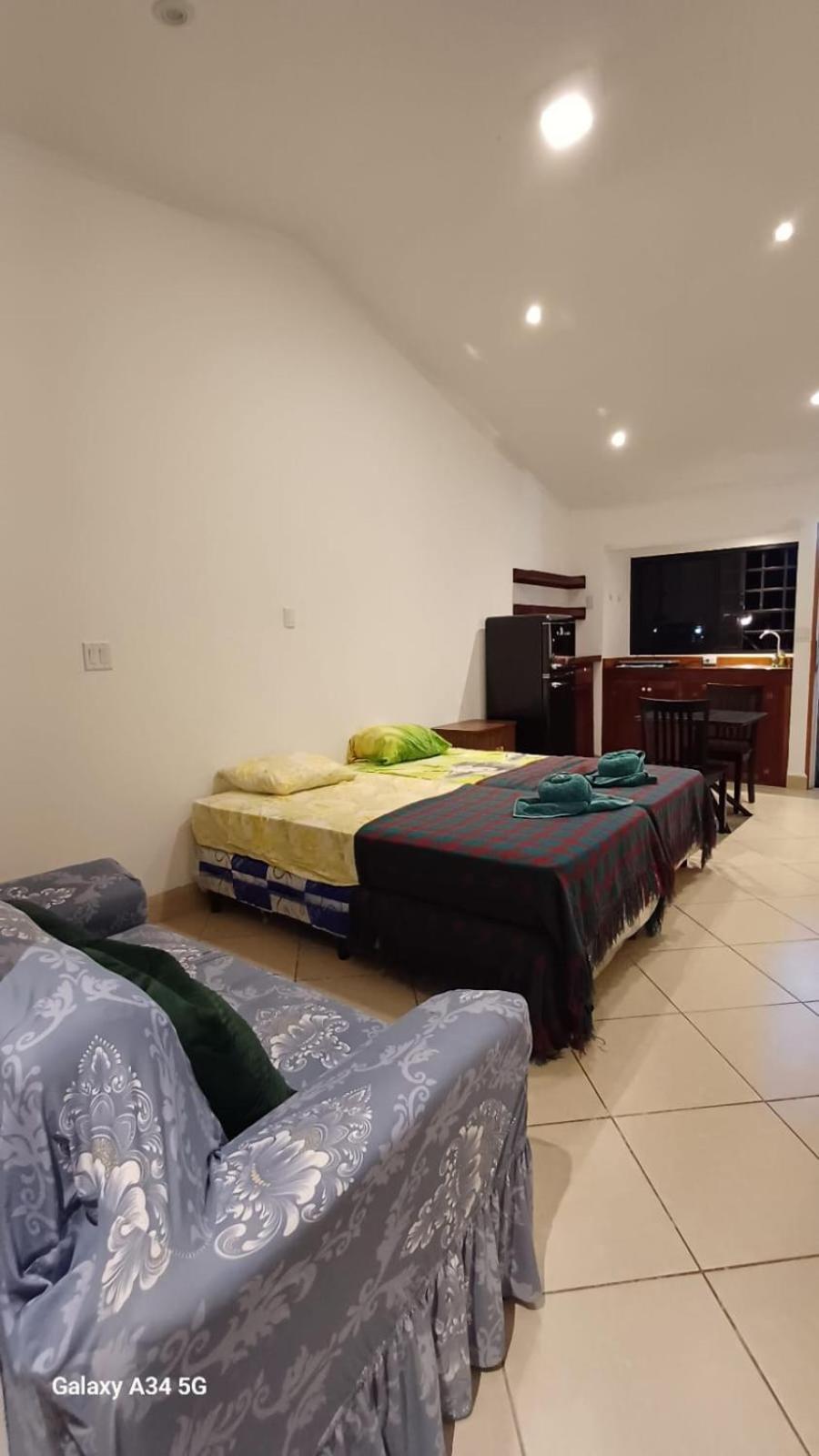 Deluxe Apartment photo 1