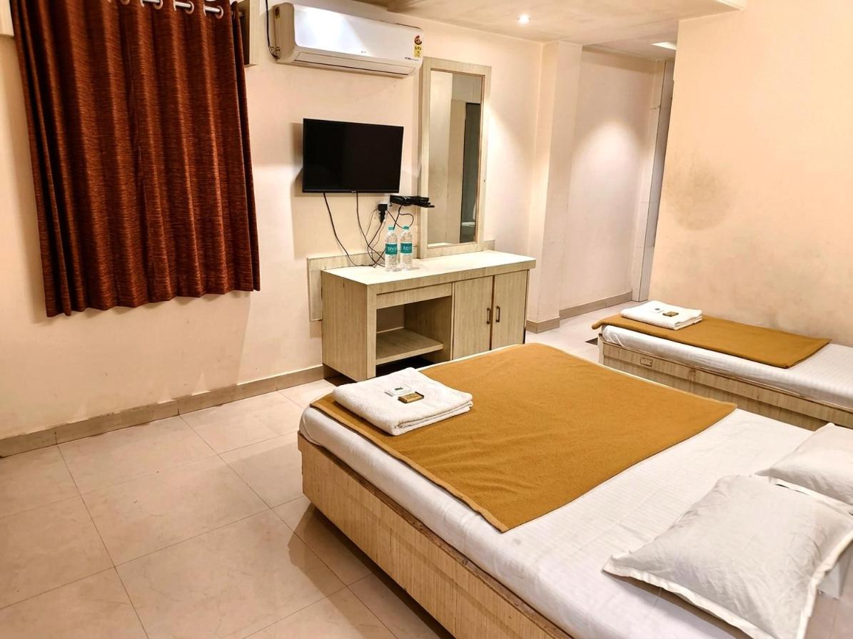 Standard Triple Room - Photo 1