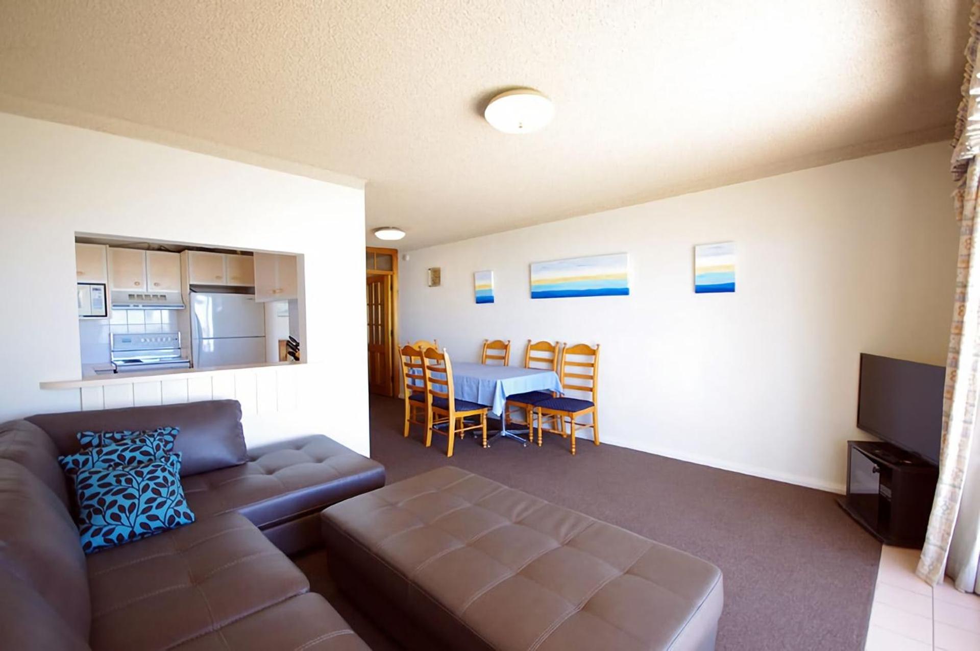 Apartment photo 3