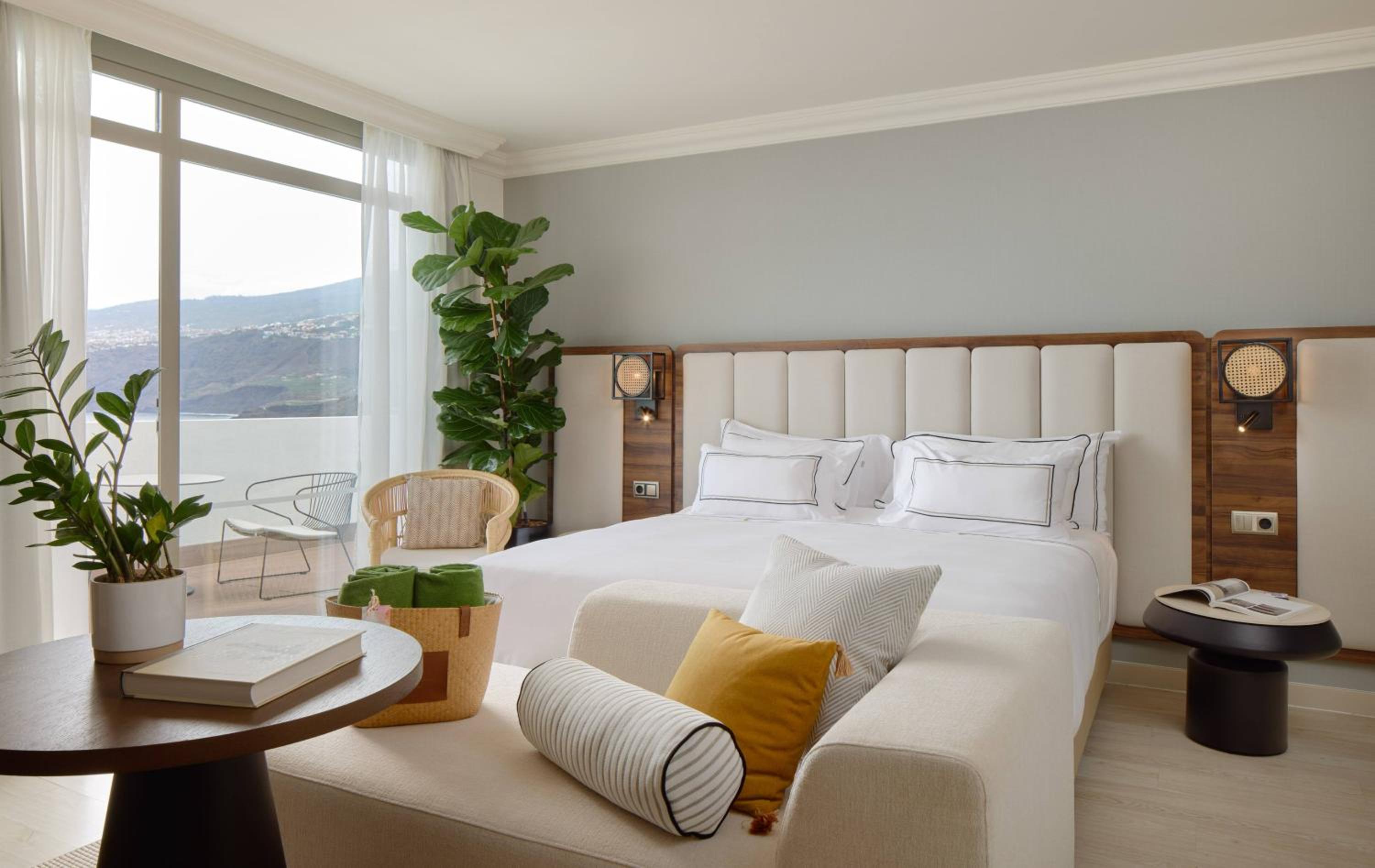 The Level Grand Premium Frontal Sea View