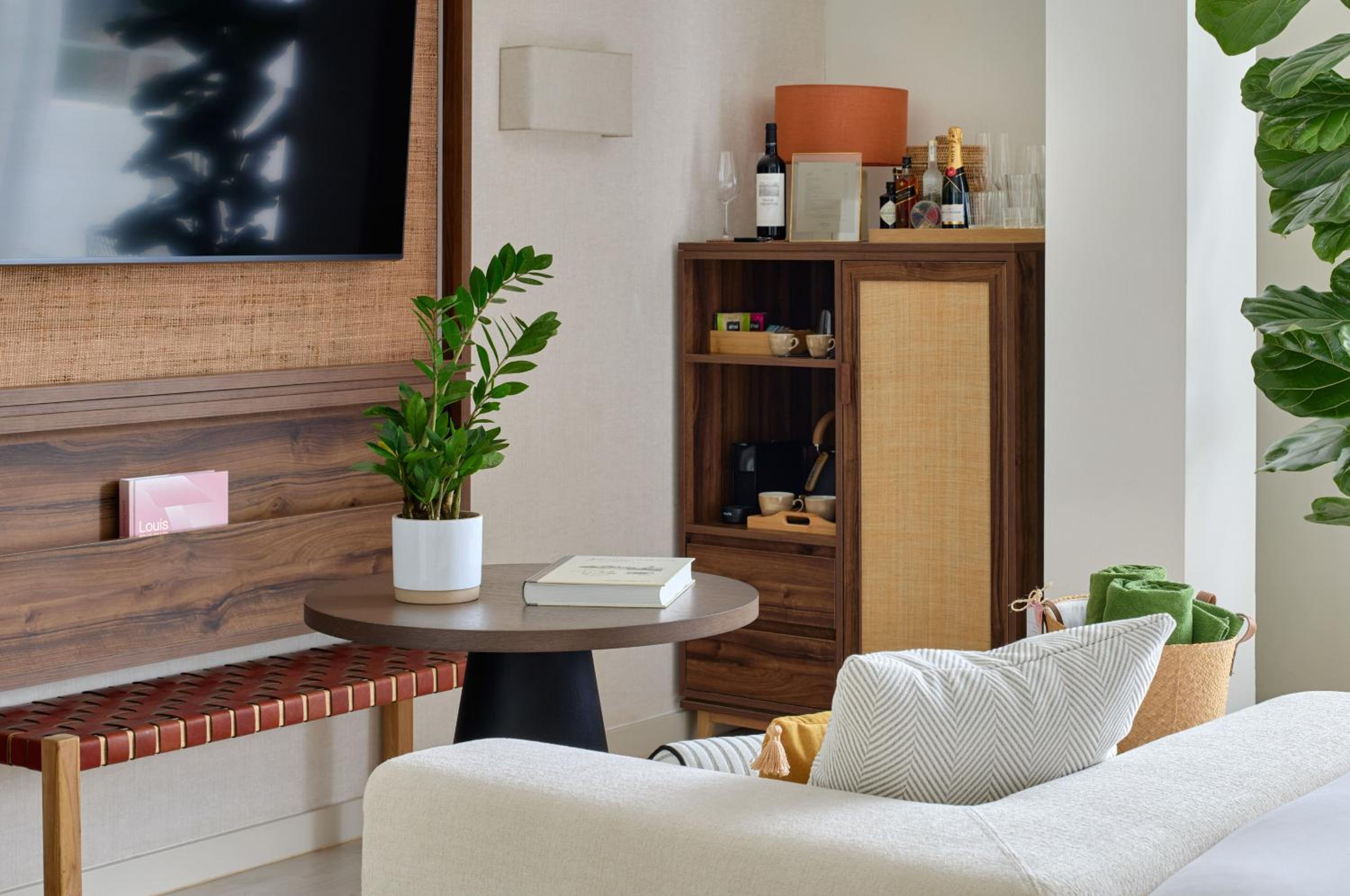 The Level Grand Premium Frontal Sea View