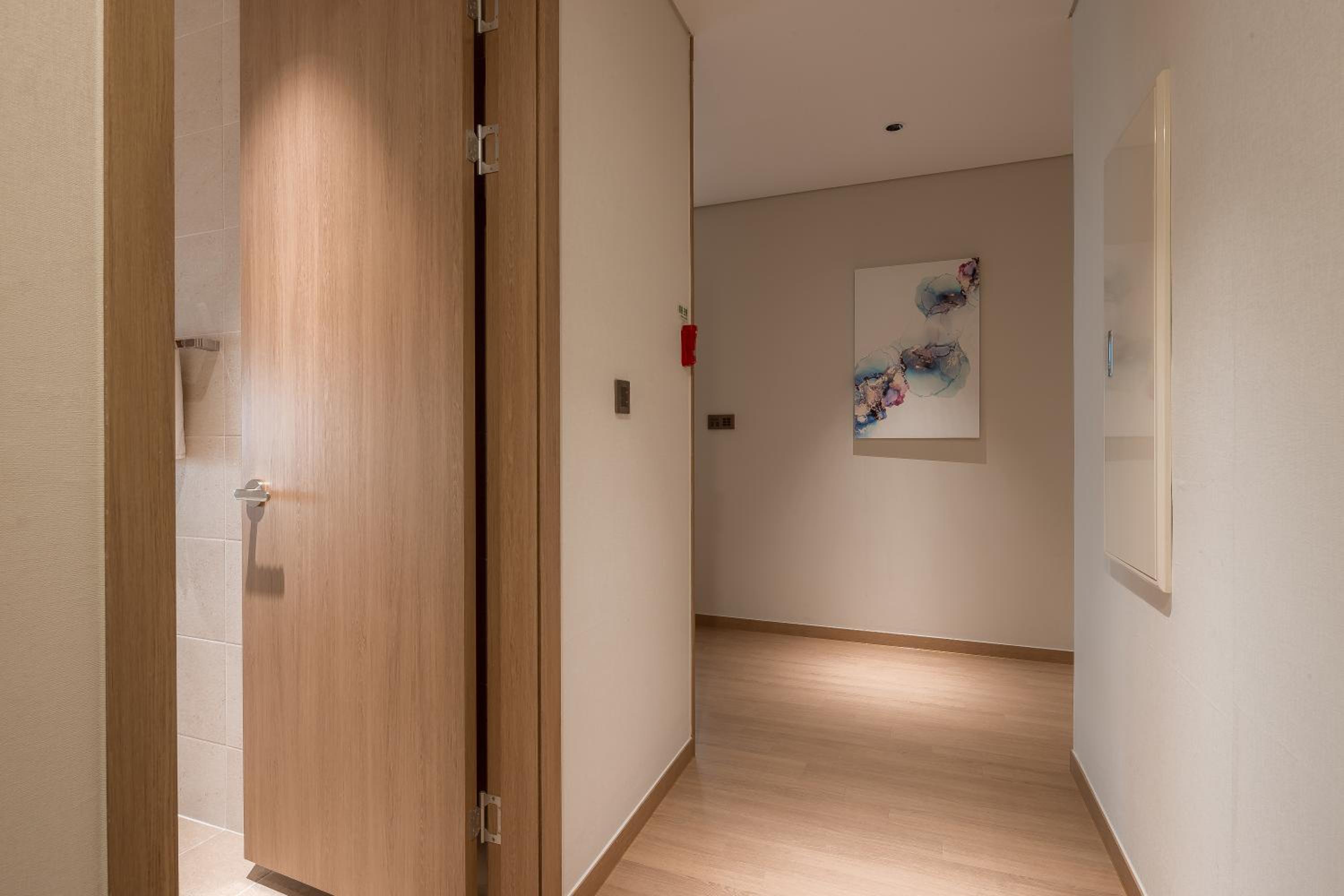  Royal Suite - Photo 10