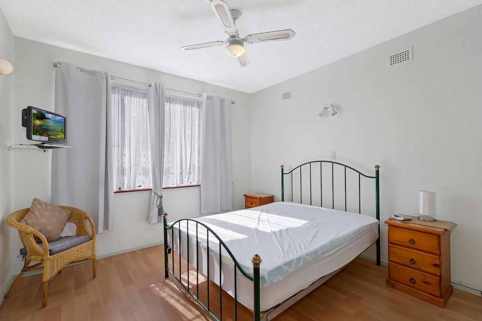 Apartment - Photo 2