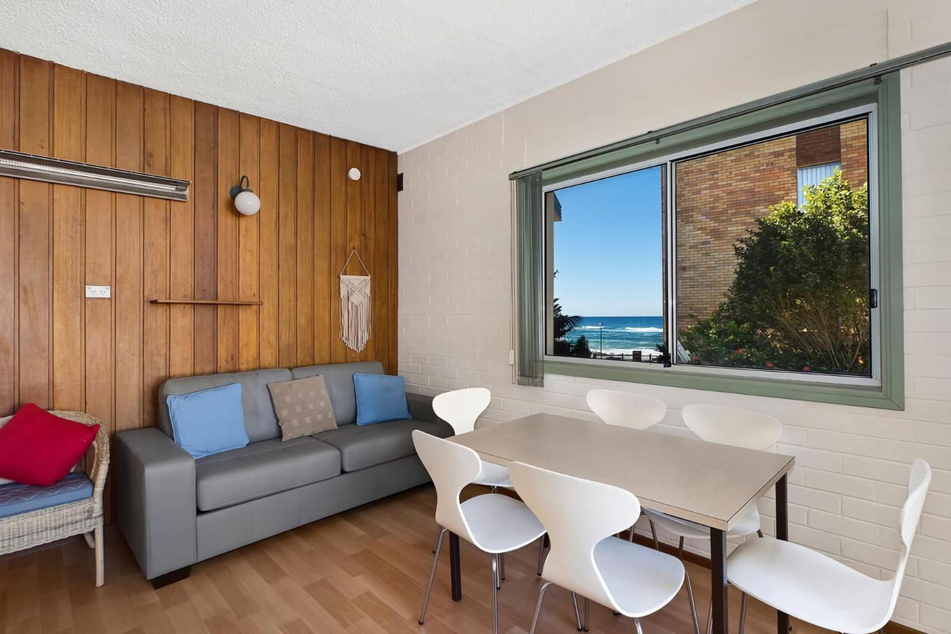 Apartment - Photo 4
