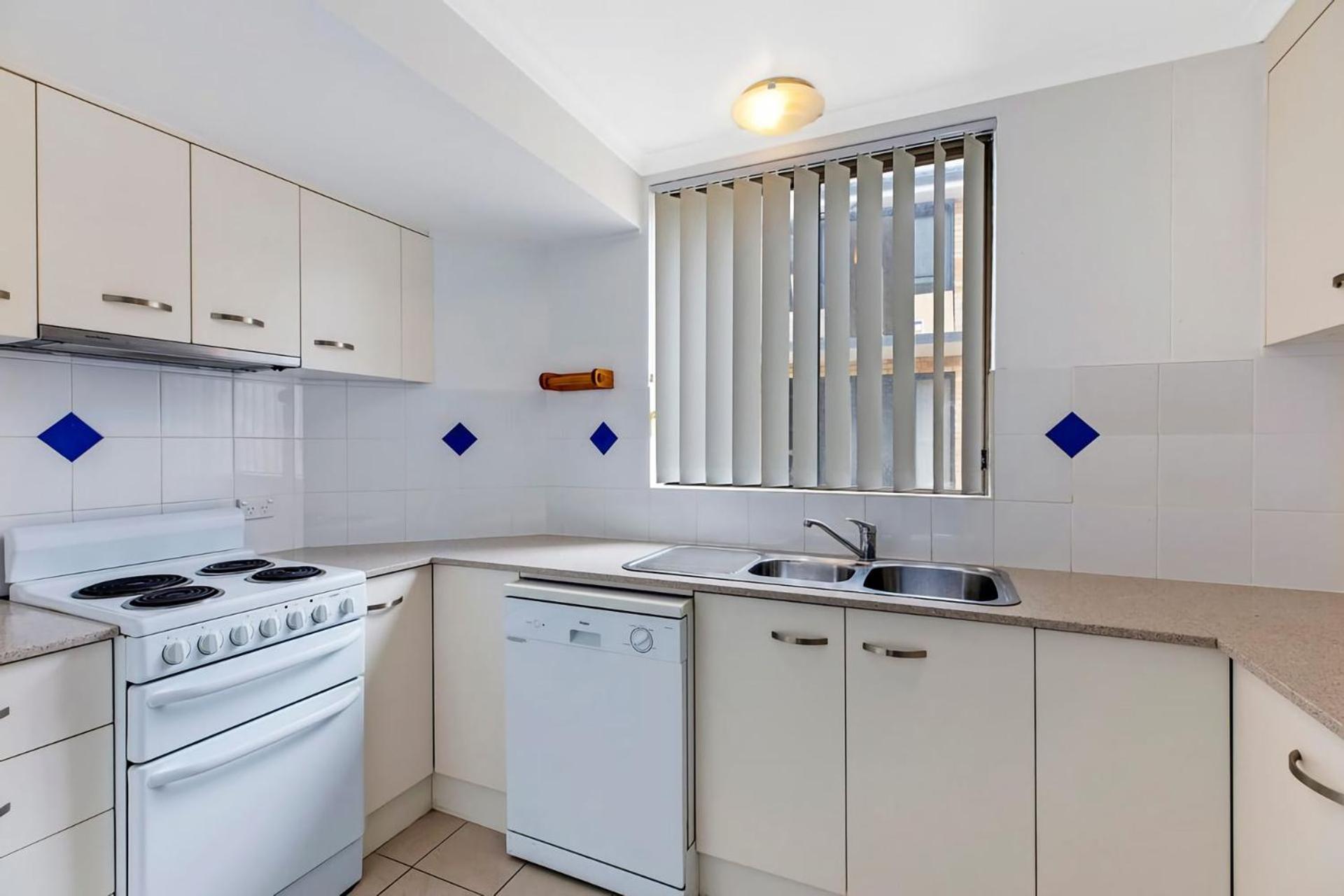Apartment - Photo 3