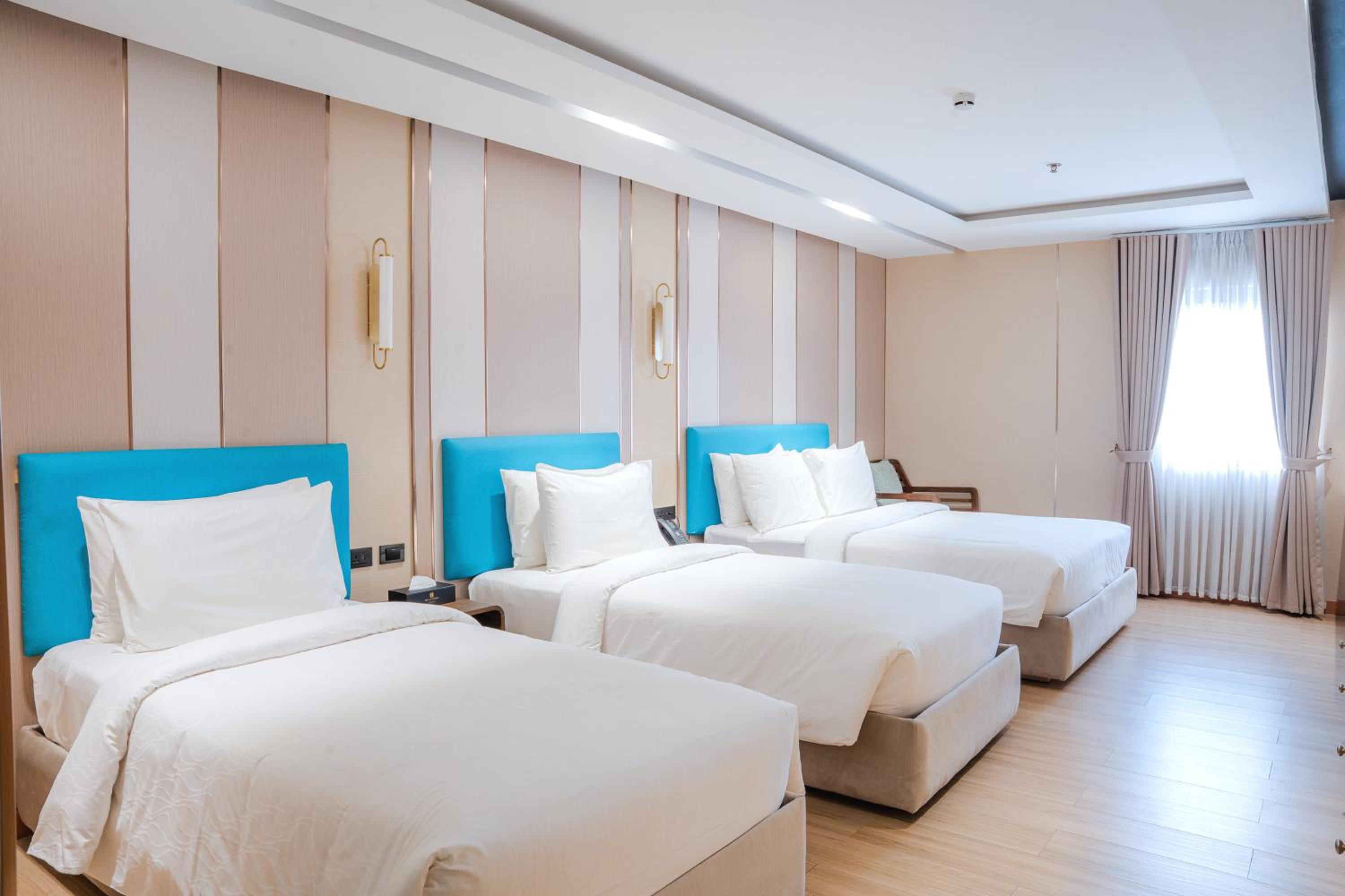 Queen Suite