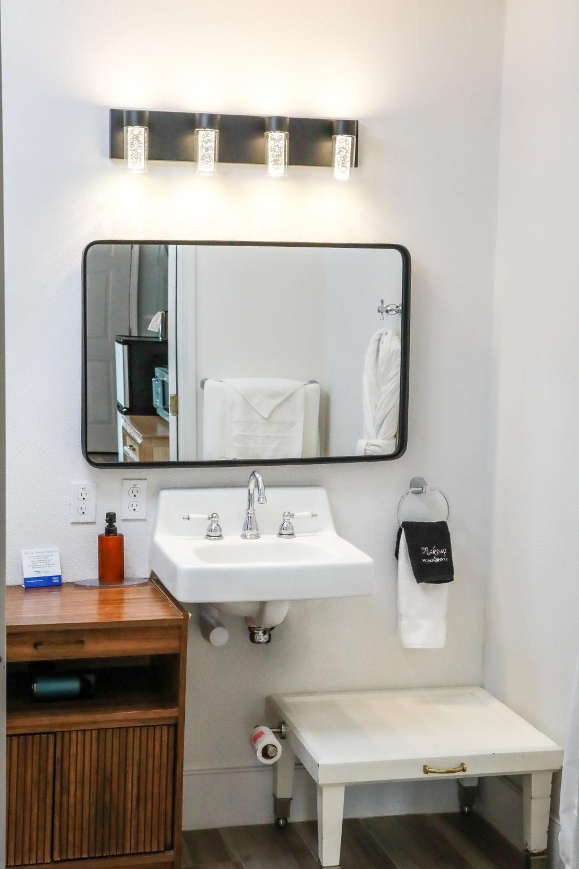 Dragonfly Inn & Suites, Bilde 3