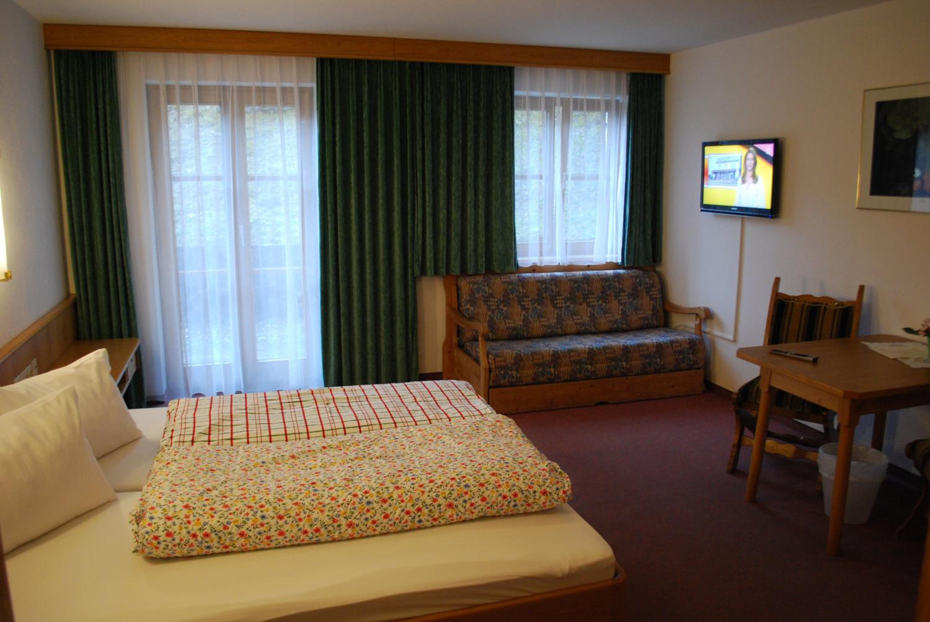 Triple Room photo 3