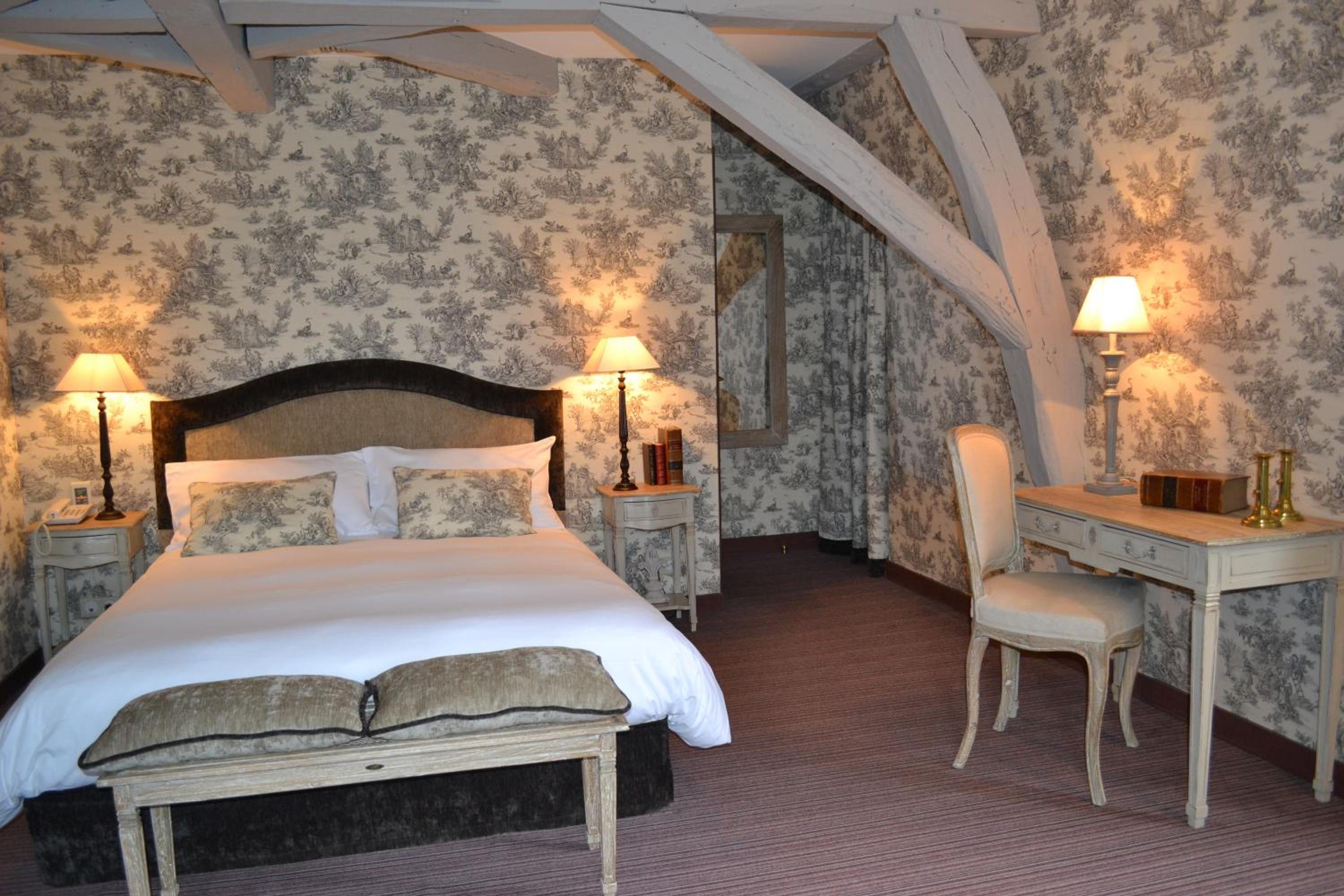 Exclusive Room - Photo 1