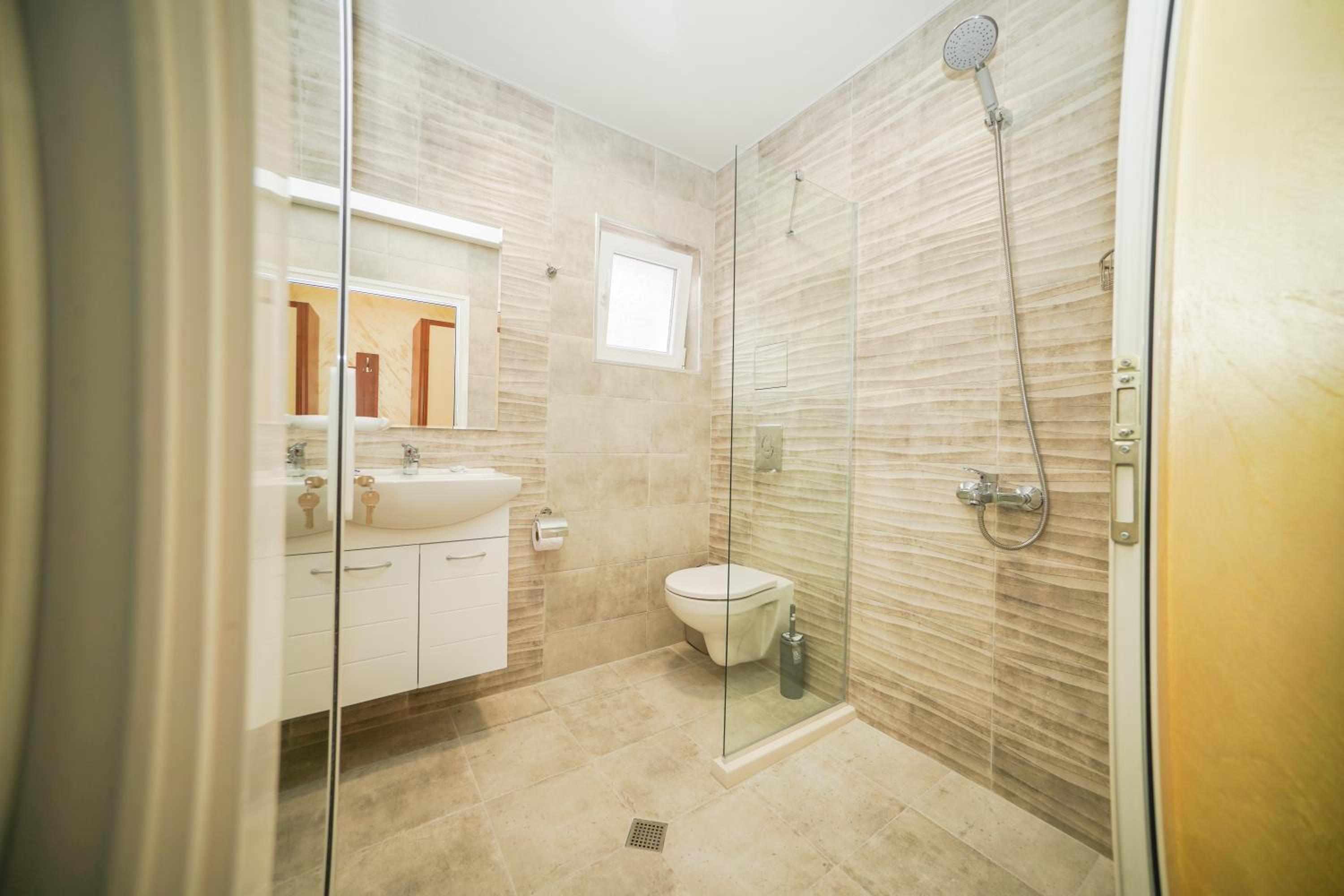 Junior Suite with Mountain View photo 3