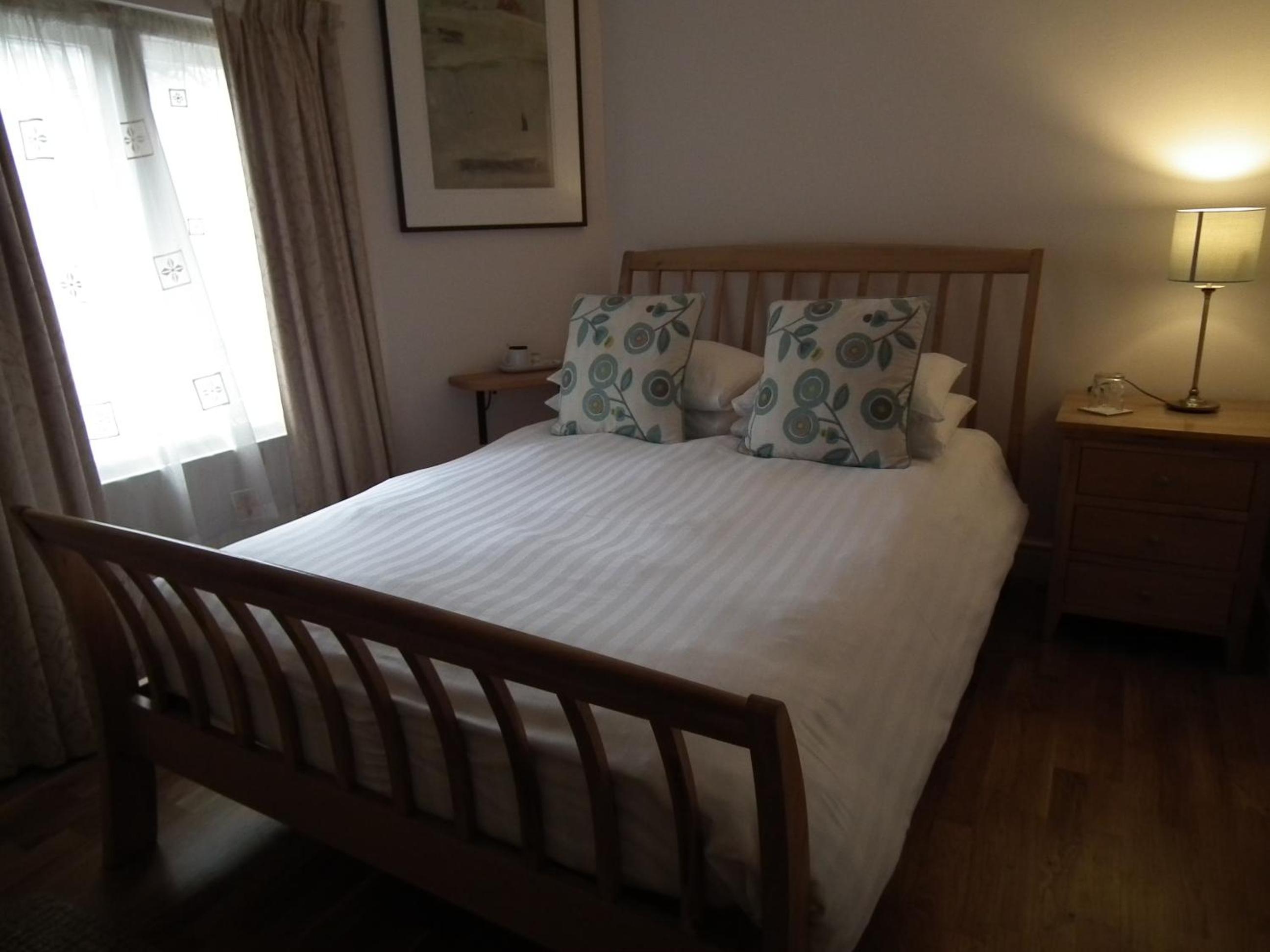 Budget Double Room photo 3