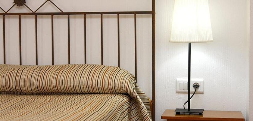Queen Room with Balcony photo 2