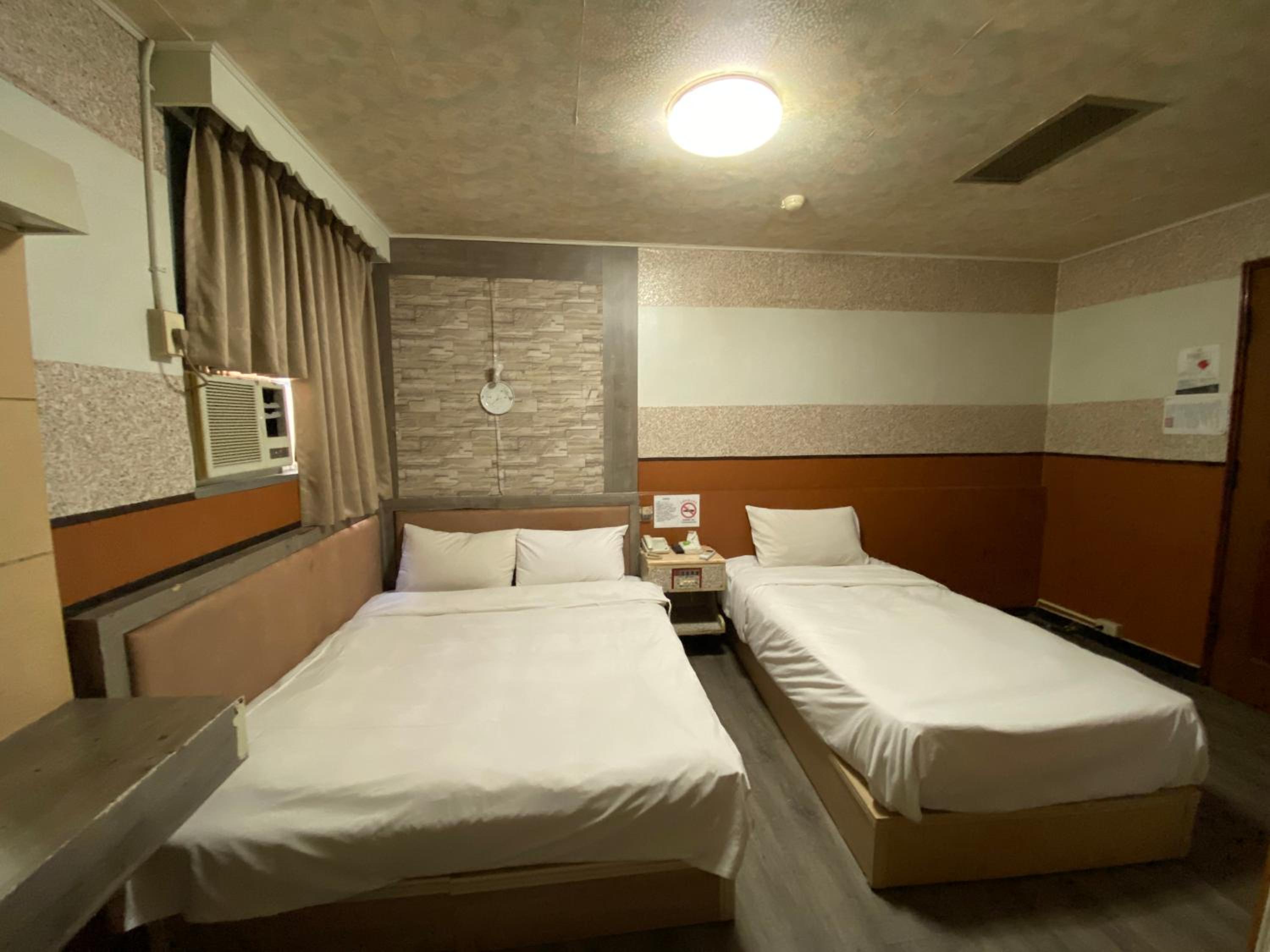 Budget Triple Room - Photo 1