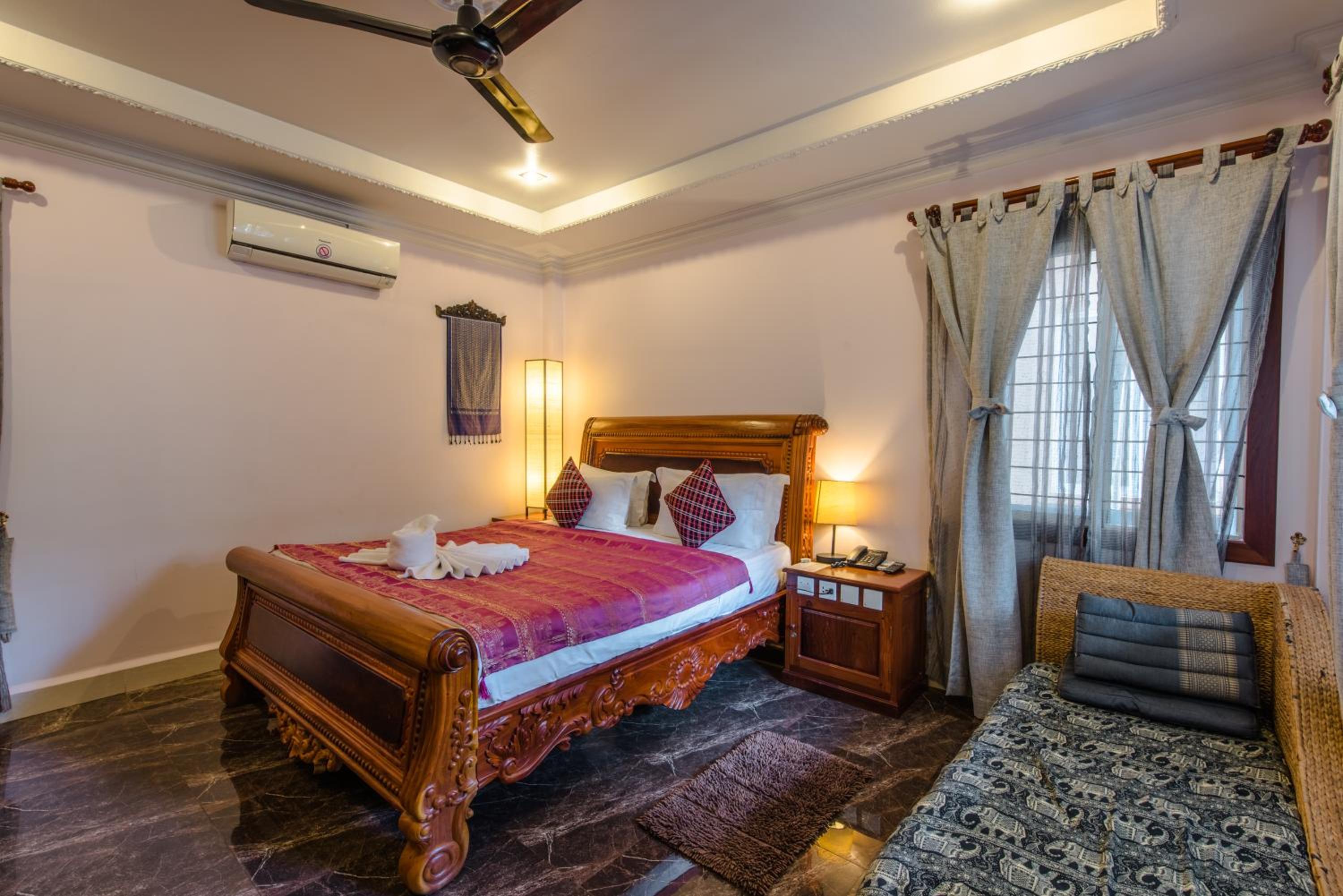 Premier Double Room with Pool View photo 2