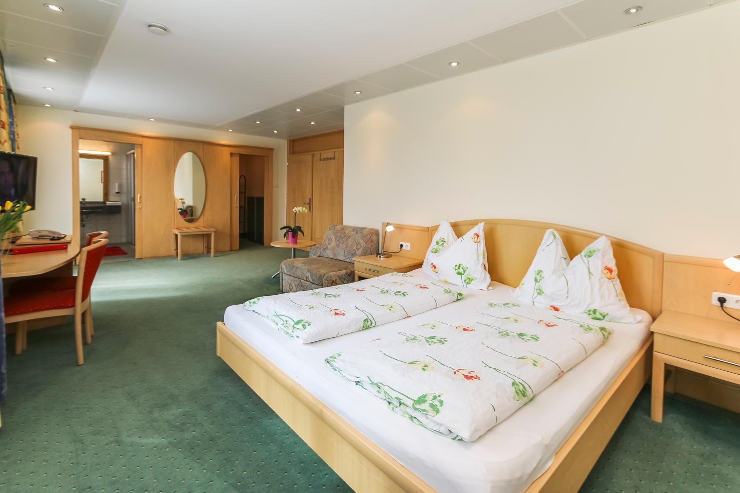 Quadruple Room - Photo 4