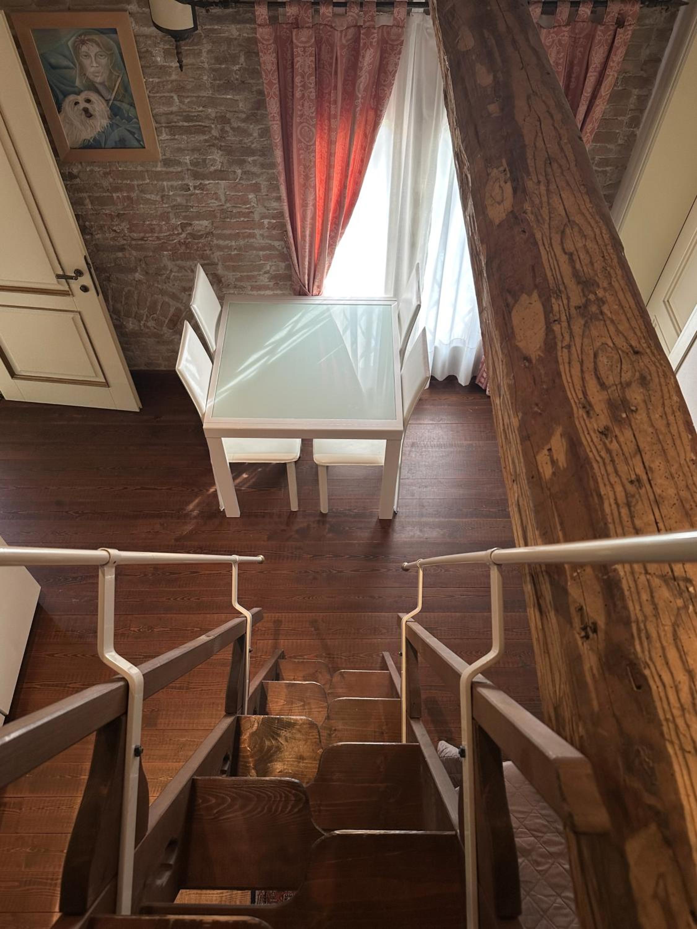 Deluxe Junior Suite - Photo 6