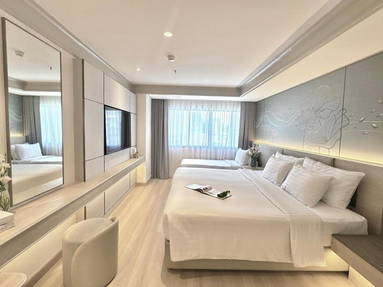 Family Suite with Balcony