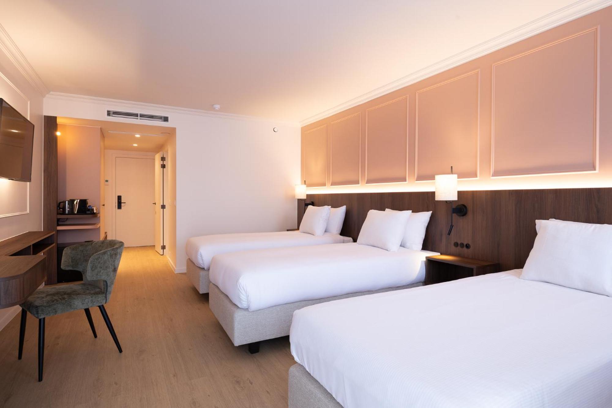 Superior Triple Room - Photo 5